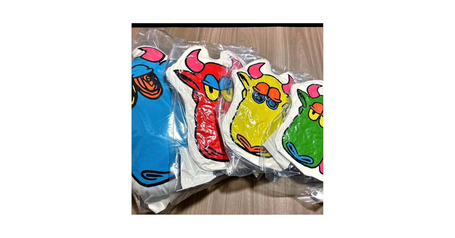 ゆ*き様 King Gnu クッション　4点セット Amazon.co.jp: King Gnu フェイスクッション グッズ 4点セット