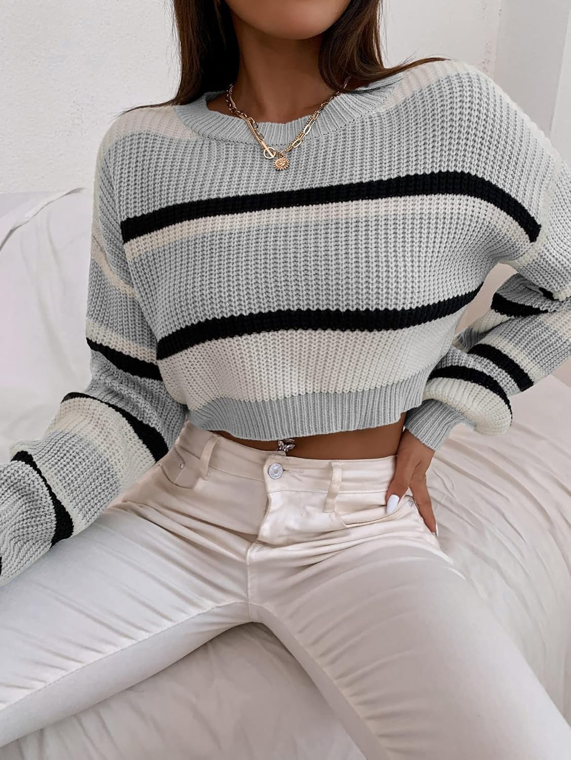 ZAFUL Women's Color Block Striped Sweater Crew Neck Lantern Sleeve Cropped Sweaters Casual Loose Knitted Tops - Image 2
