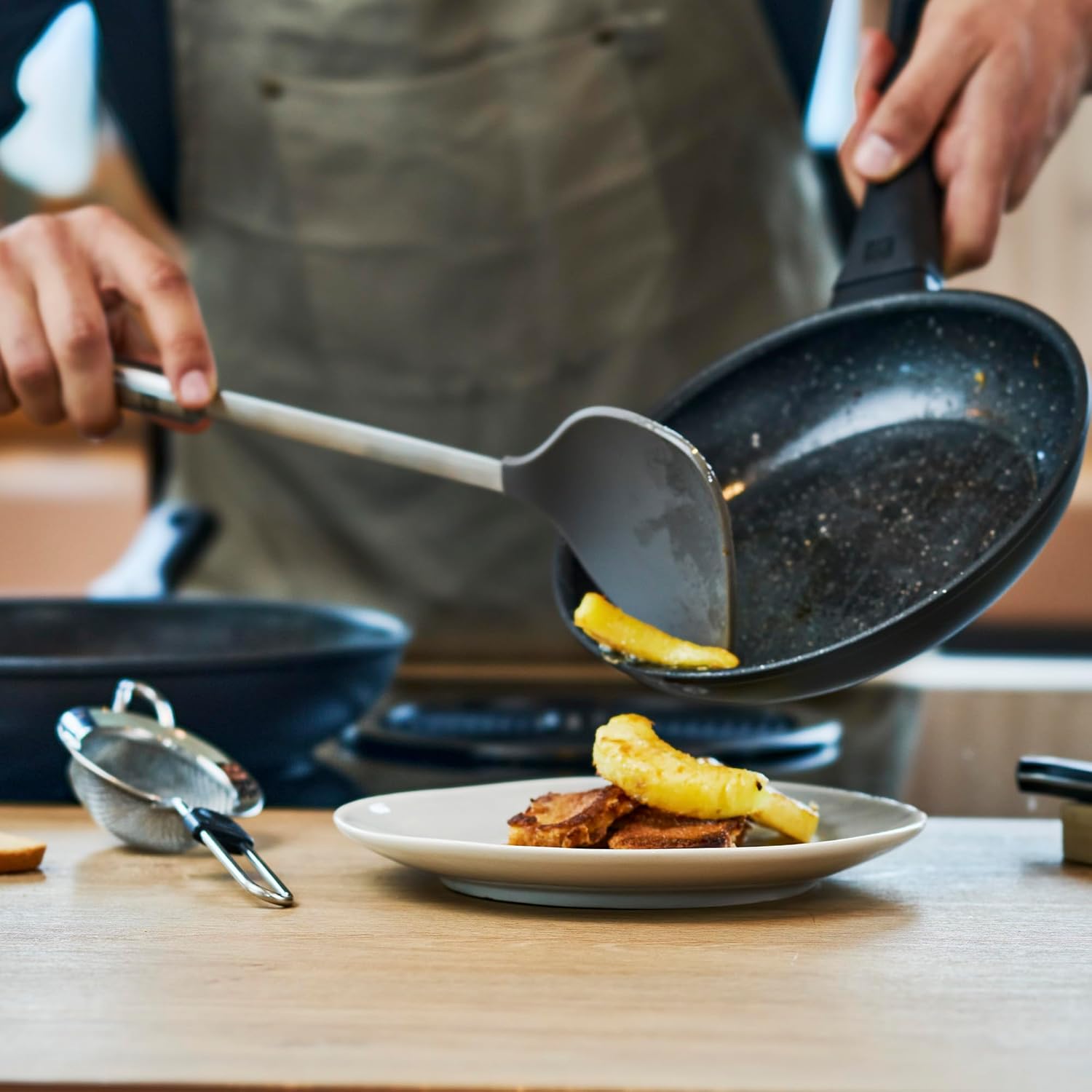 ZWILLING Pro Tool Silicone Wok Turner with 18/10 Stainless Steel Handle