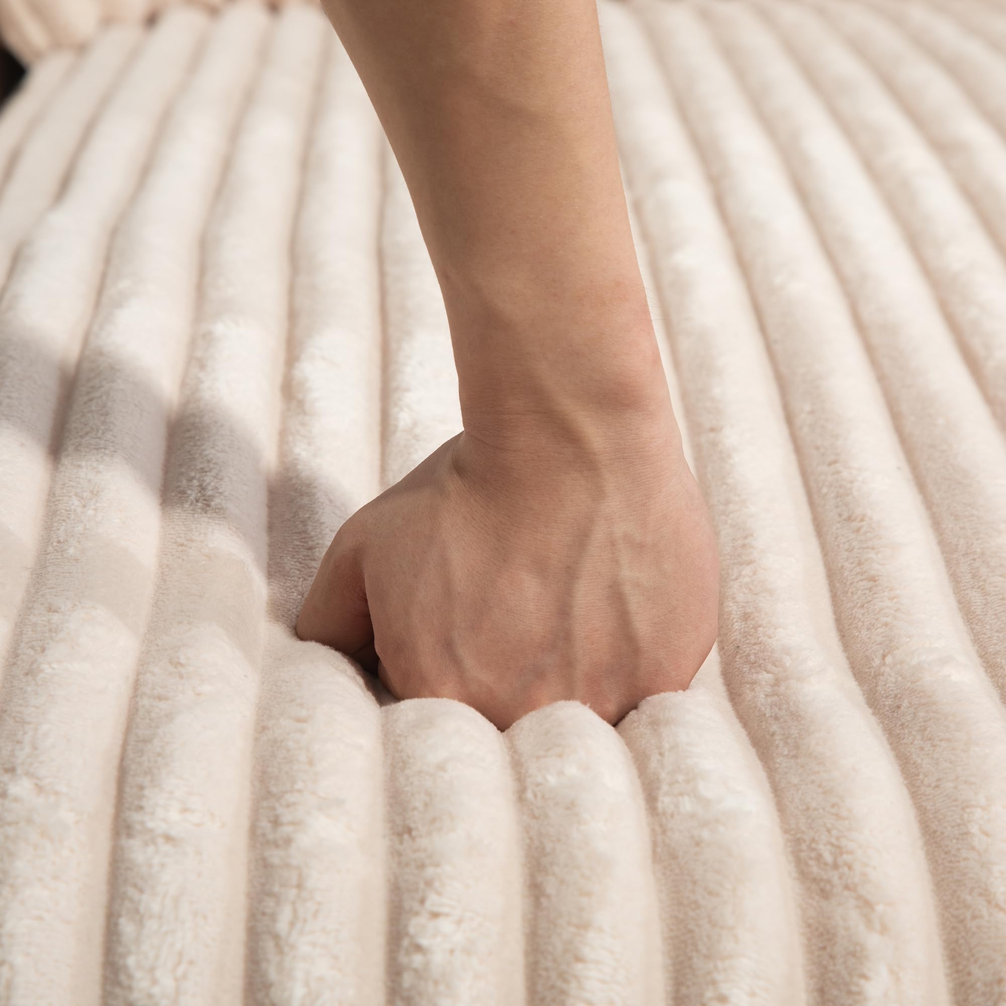 ZYLOYAL10 Cord-Schlafsofa Cloud Couch mit 3 weichen Kissen, bequemes Einzelsitz-Bodensofa für Wohnzimmer Wohnung Büro (Beige)