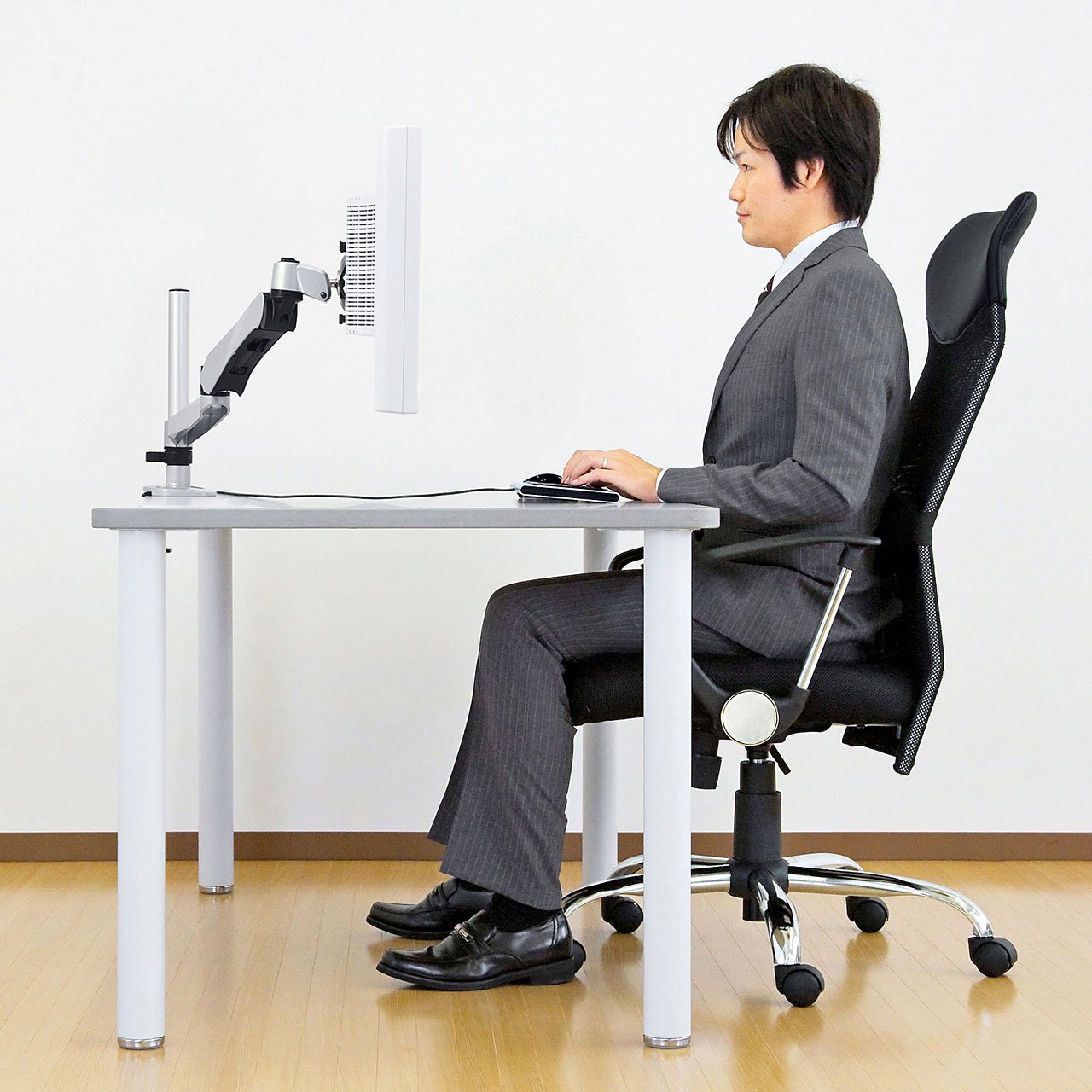 Amazon.co.jp: サンワサプライ アウトレット 水平垂直多関節液晶
