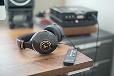 Review Image by Mediahound 🎧 Mediahound 🎧