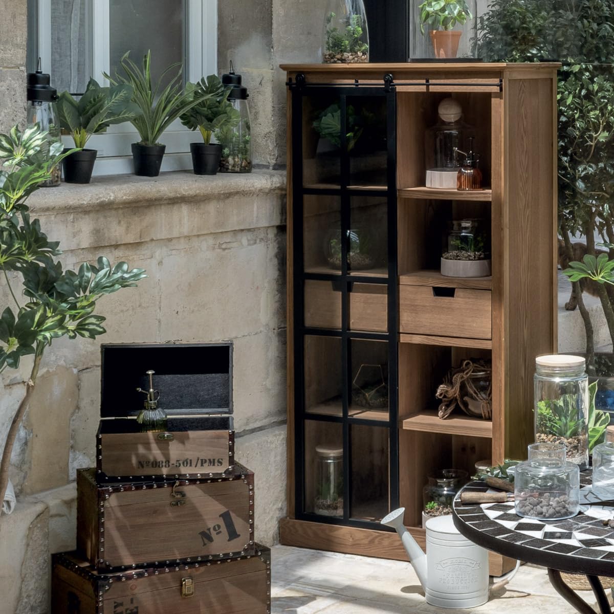 ATMOSPHERA CREATEUR D'INTERIEUR Vitrina Danik de 2 cajones
