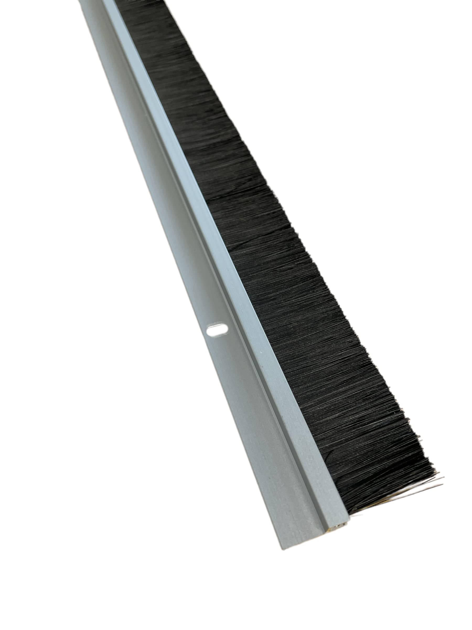 Cepillo inferior para puerta de aluminio 914mm, sello hermético con fijación por tornillo