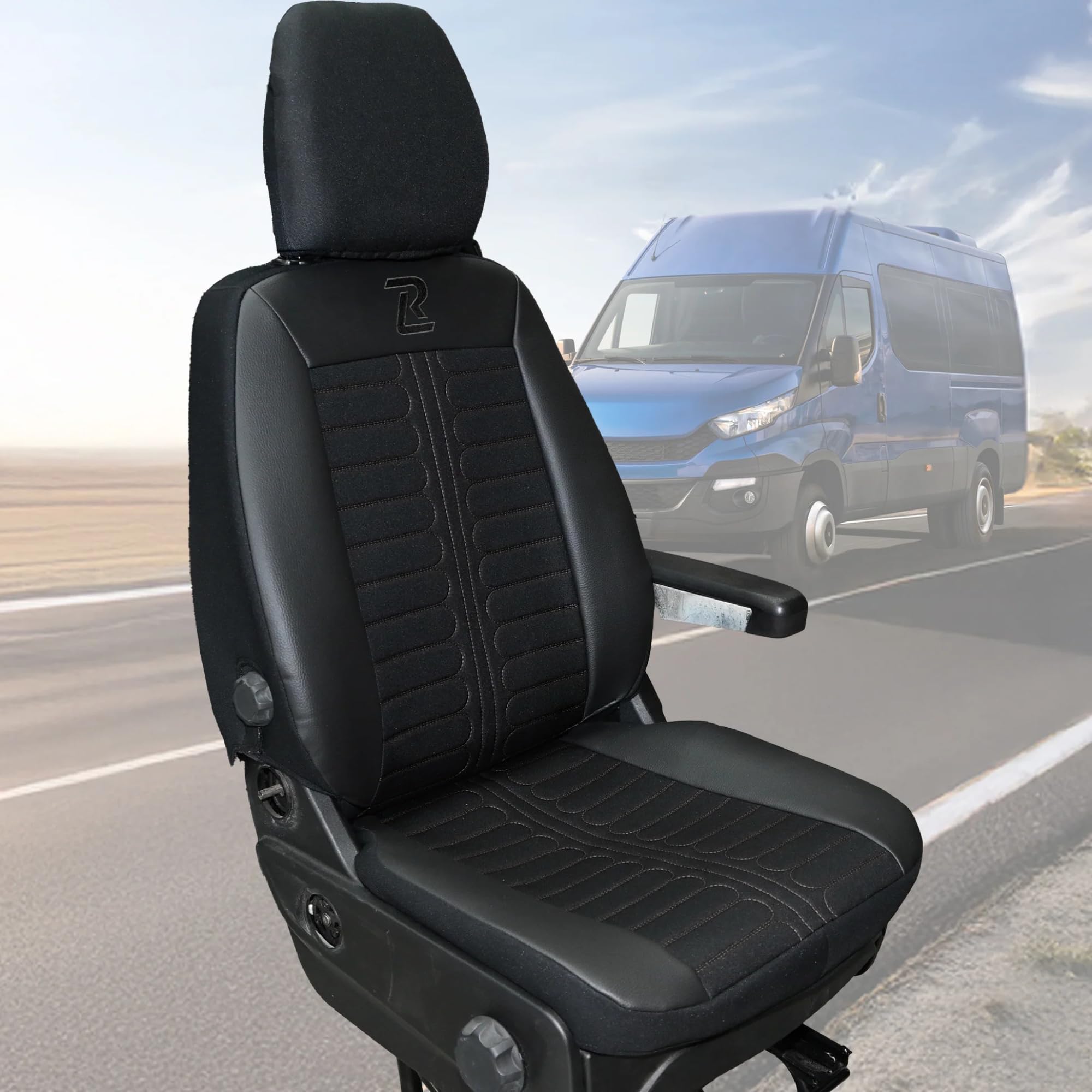LUCARO Housses de Siège Auto Set Tornado pour Iveco Daily à Partir de 2014 1+2 Noir – Housses de Siège Auto Résistantes, Tissu Confort Fabriqué en Tissu D’ameublement et Cuir écologique