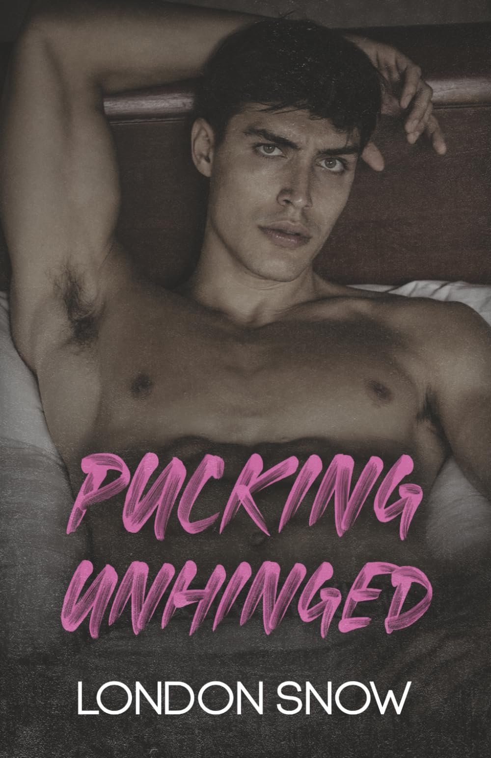 Pucking Unhinged: A Darkish College Romance (Kings of Castlebrook)