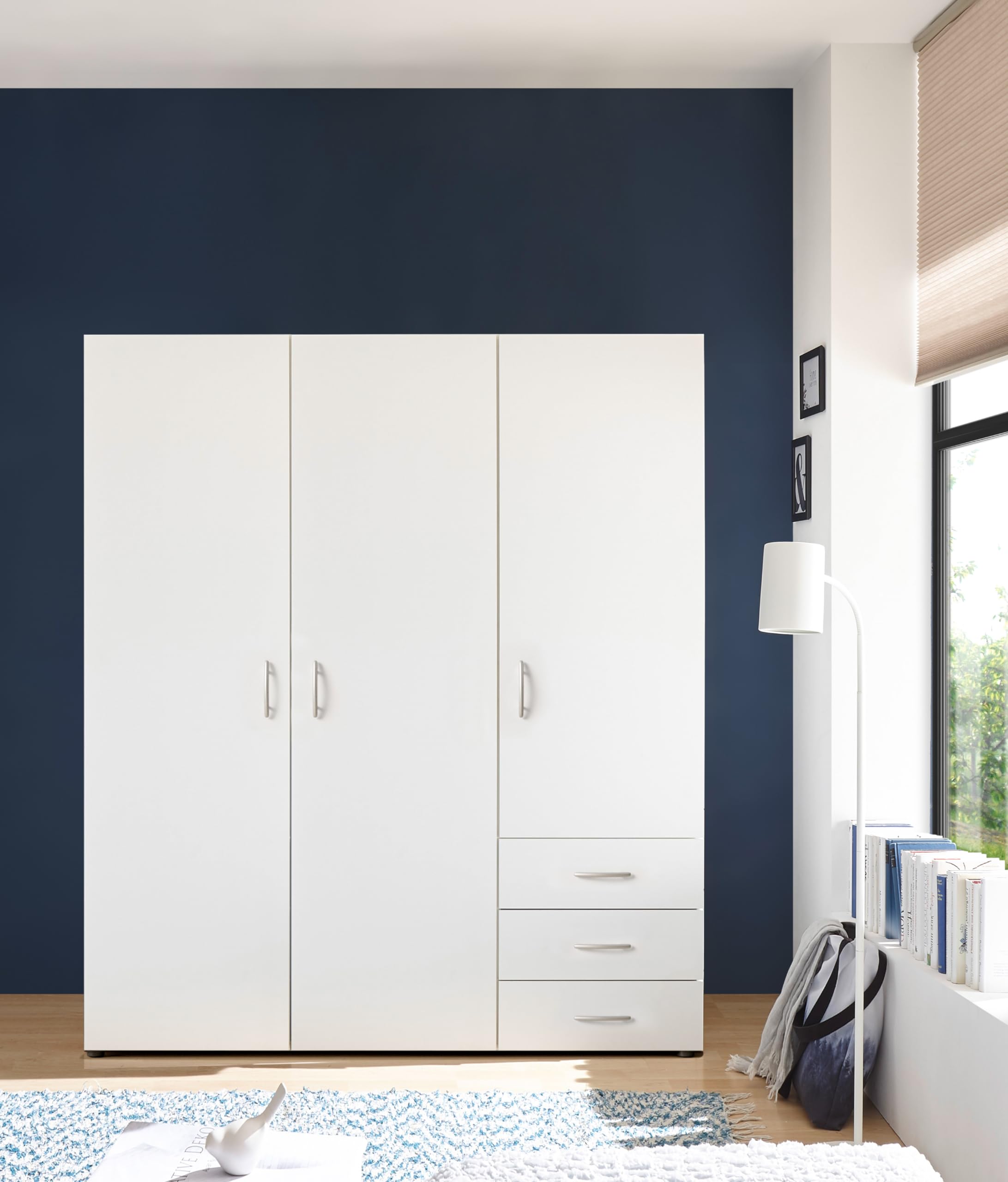 AVANTI TRENDSTORE Molise - Armadio con 3 ante a battente e 3 cassetti in legno laminato di colore bianco. Dimensioni ca. LAP 150,2x176,2x51,3cm