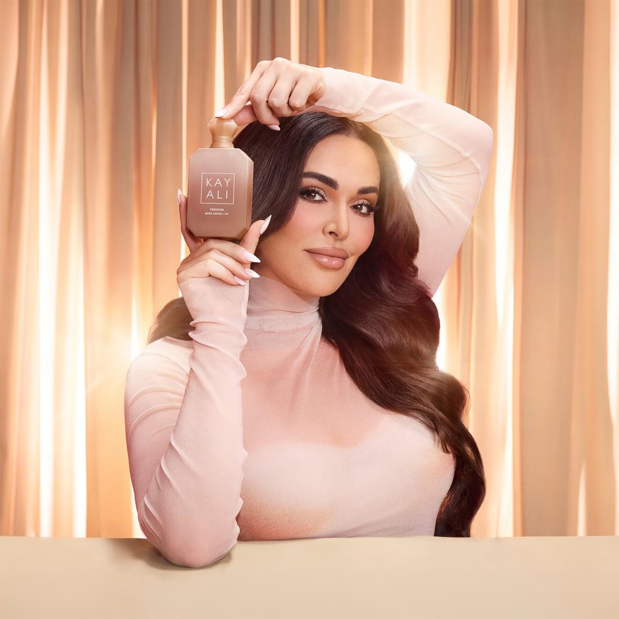 Kayali Freedom Musk Santal 34 Eau de Parfum, Reisegröße, 10 ml, Flüssigkeit, für alle Anlässe
