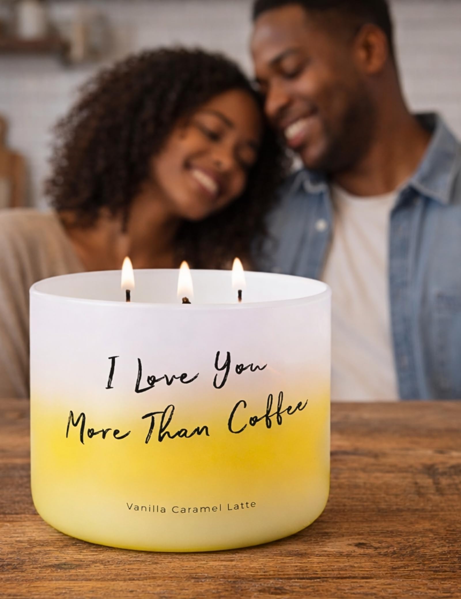 Candele profumate alla vaniglia al caramello e latte, con 3 stoppini, per la casa, con citazione "I Love You More Than Coffee", 450 ml, candele di soia naturali per donne e uomini, grande candela