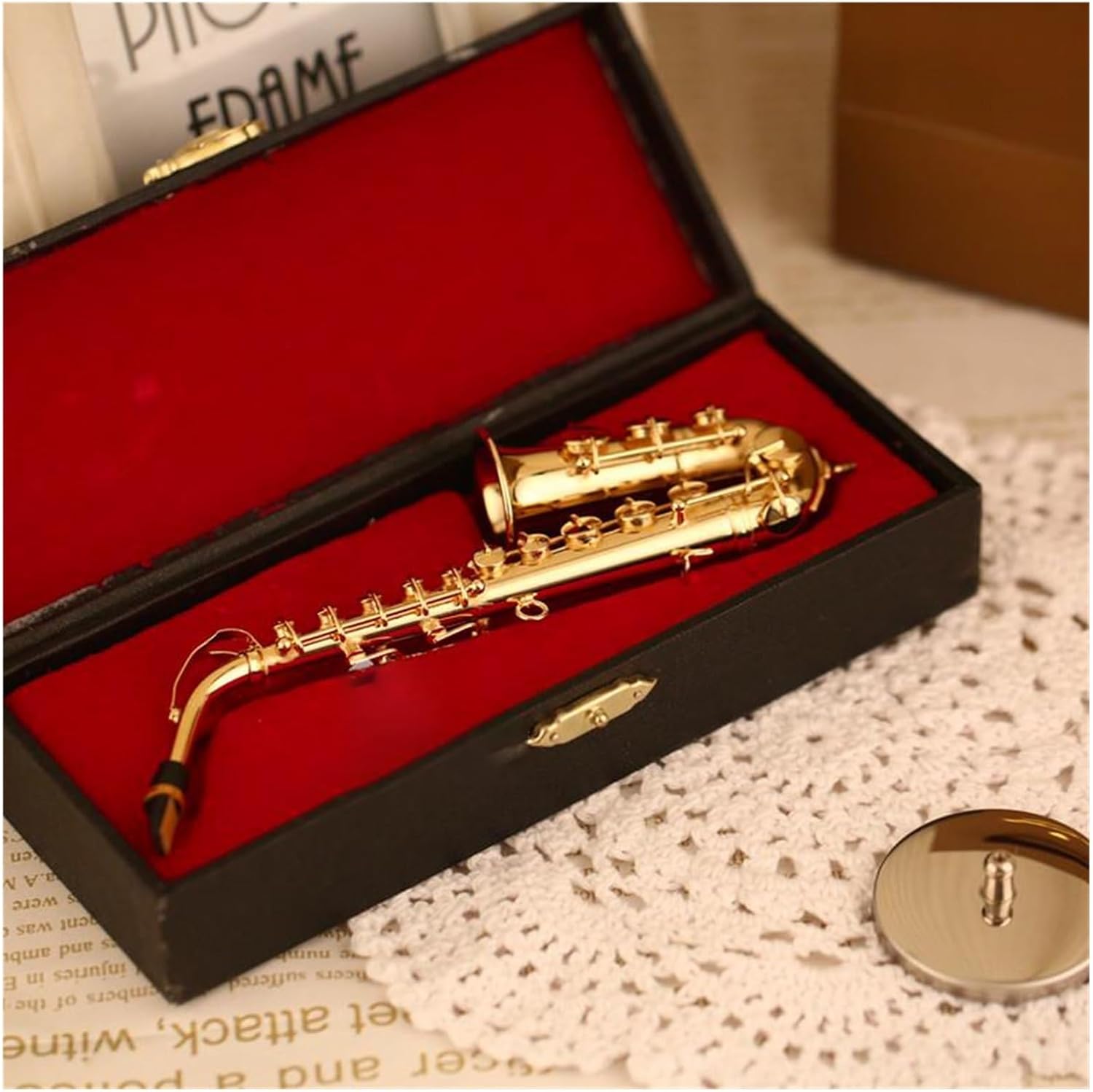 リヤドロ風 陶器 置物 バイオリンを弾く貴婦人