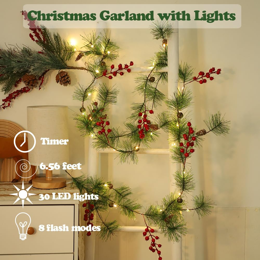 Guirlandes de Noël de 2 m avec 30 LED avec lumières - Guirlande de pin à piles - Guirlande de verdure artificielle - Décorations de Noël (baies rouges télécommandées + pommes de pin)
