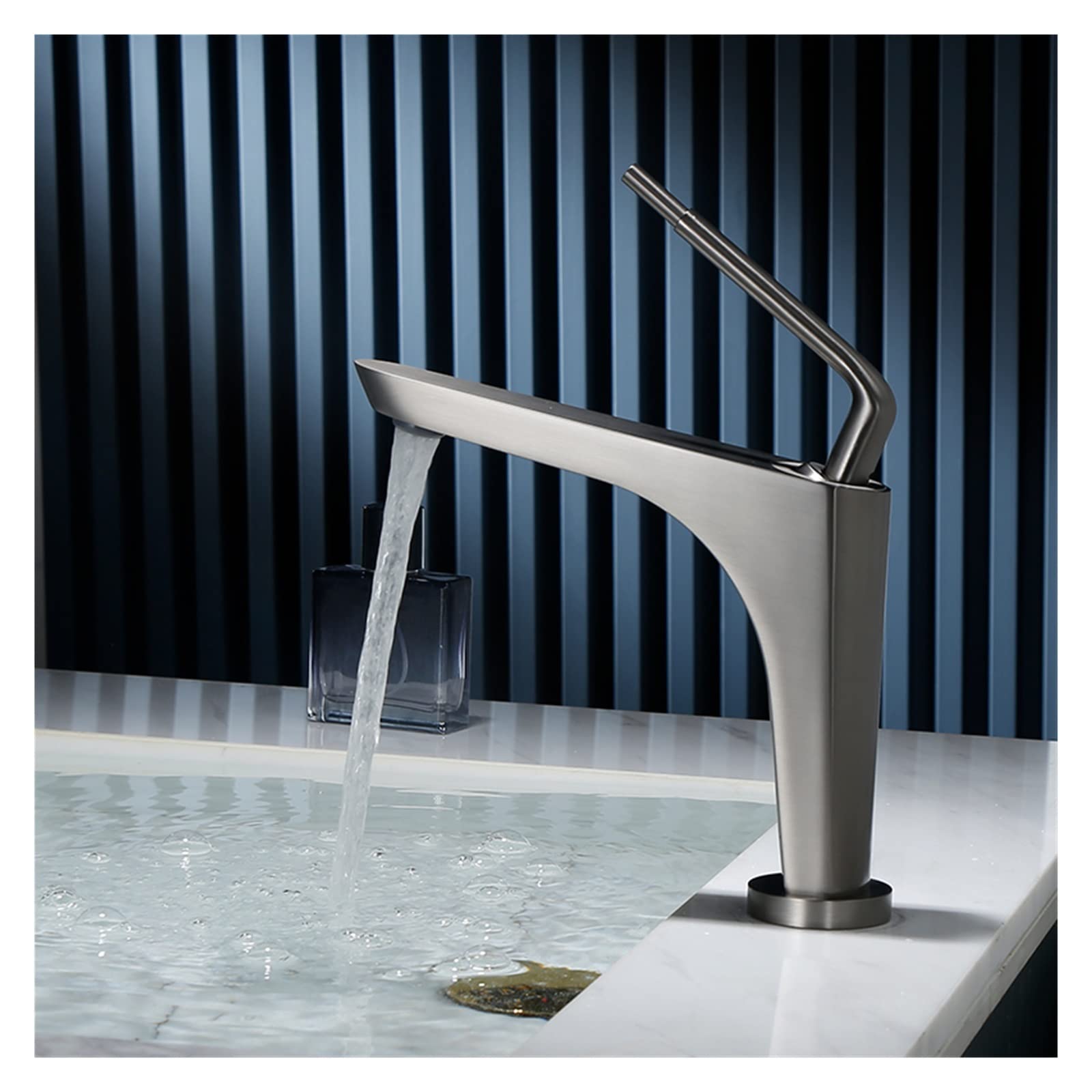Grue brosse en laiton pour transformer votre salle de bains en un spa privé relaxant