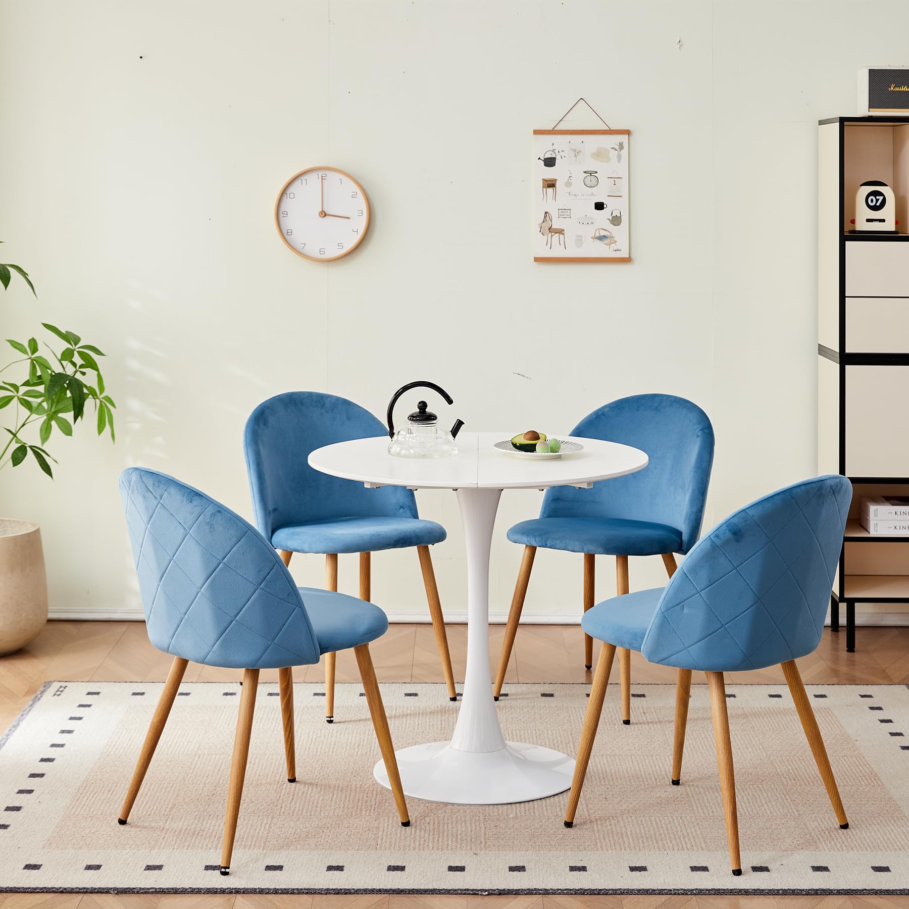 Lot de 4 Chaises de Salle à Manger Rembourrées avec Dossier en Velours Doux et Pieds Réglables en Métal Style Bois (Bleu)
