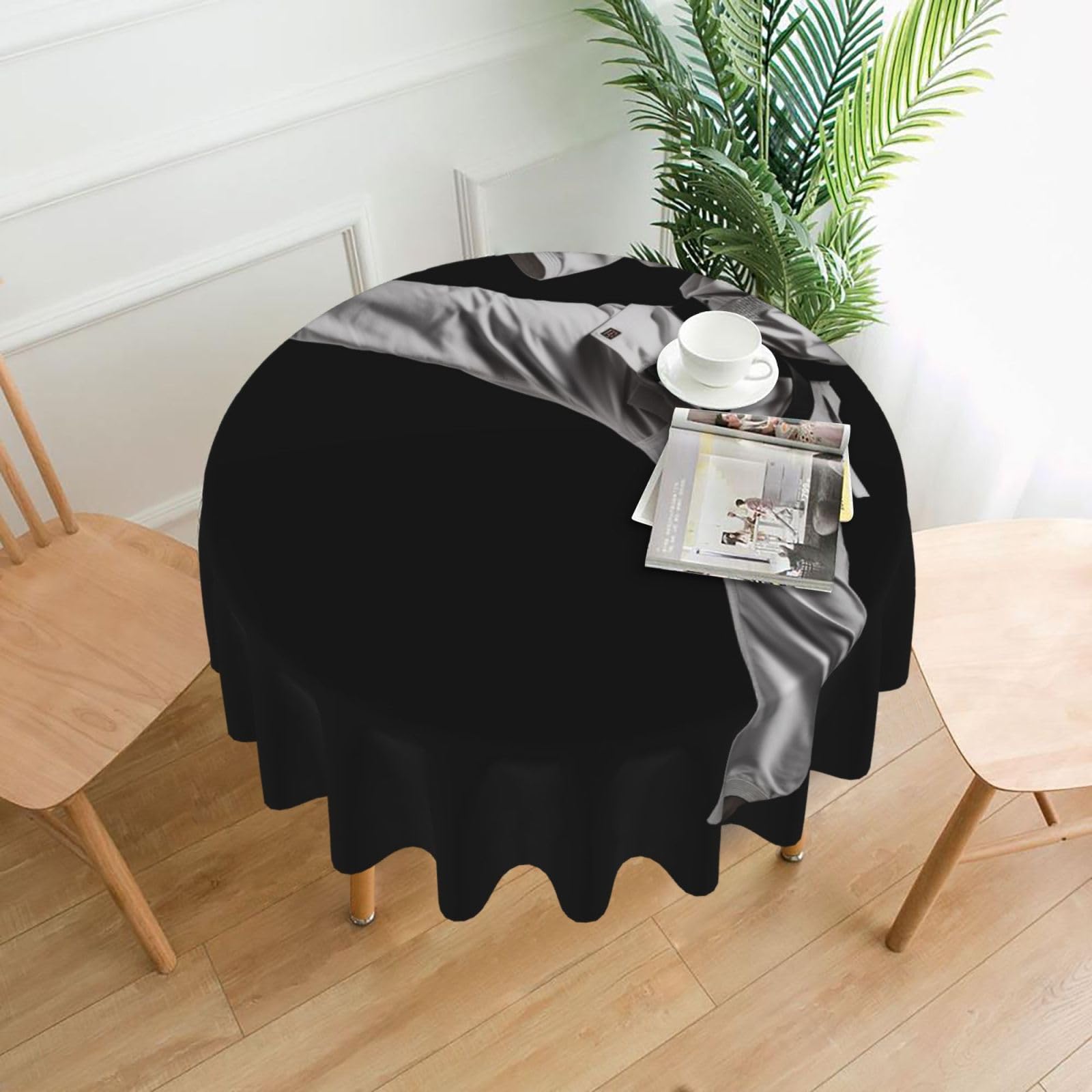 WPKJU Taekwondo Martial Arts Printed Round Tablecloth 60 in Water Resistant Table Cover Washable Table Cloth for Dining Tables