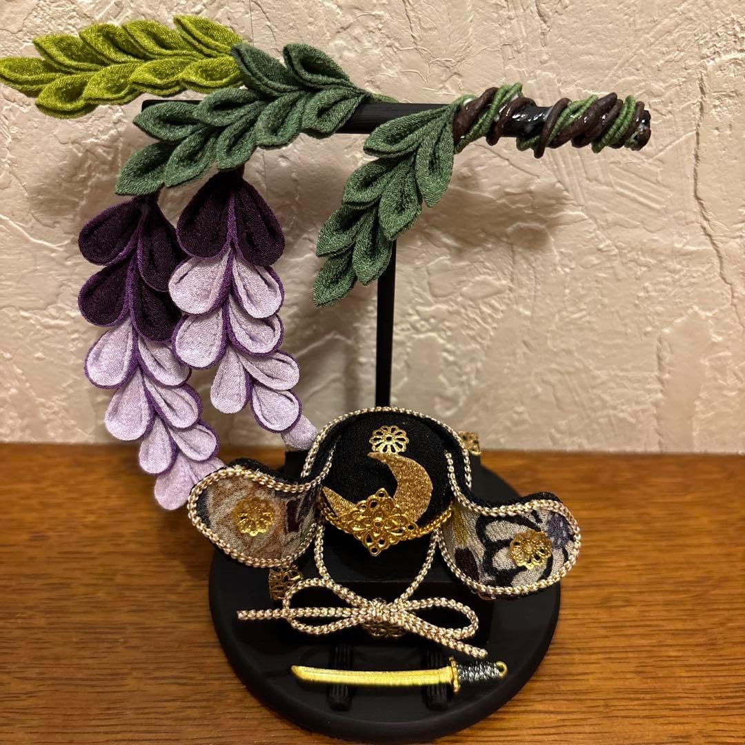 つまみ細工＊ちりめん細工＊端午の節句＊兜＊花菖蒲④ つまみ細工
