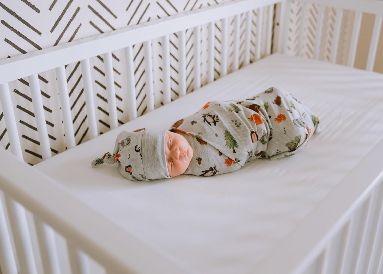 Baby boy Swaddle Blanket and Hat Set Newborn 0-3 Month Wrap Baby Receiving Blanket Animals Design (0-3 Months, Woodland)