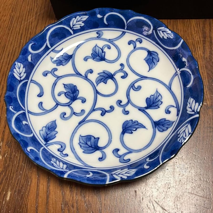 西洞窯 小皿 5枚セット 和食器 Amazon | 西洞窯 唐草 和皿 5枚セット 直径17cm 深さ3㎝ | ノー