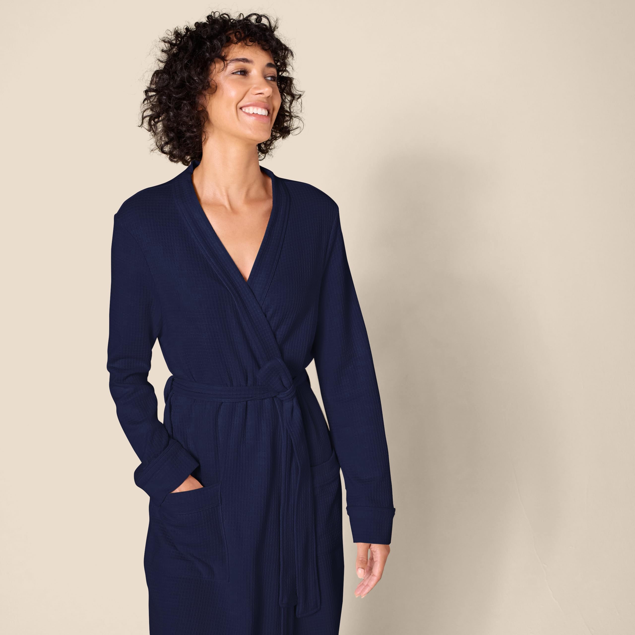Amazon Essentials Women's Lightweight Waffle Full-Length Robe (Available in Plus Size) — view 4
