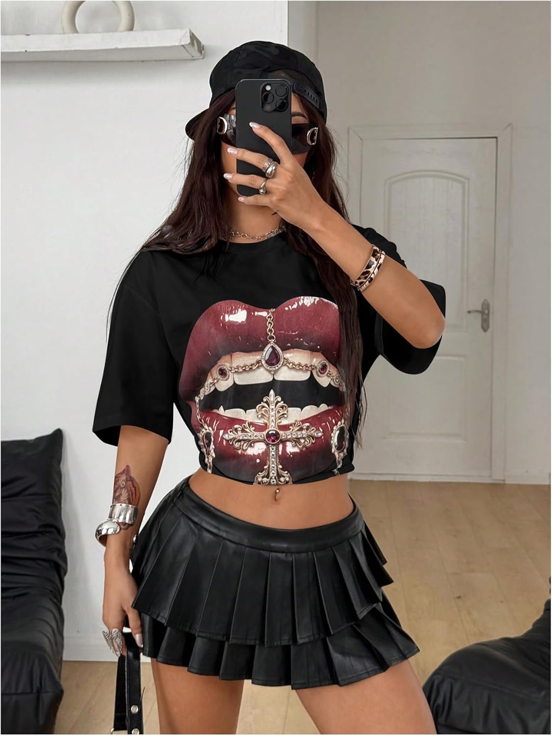 Verdusa Women's Y2k Lips Print Graphic T Shirts Rave Hip Hop Tees Streetwear Going Out Tops - Image 3
