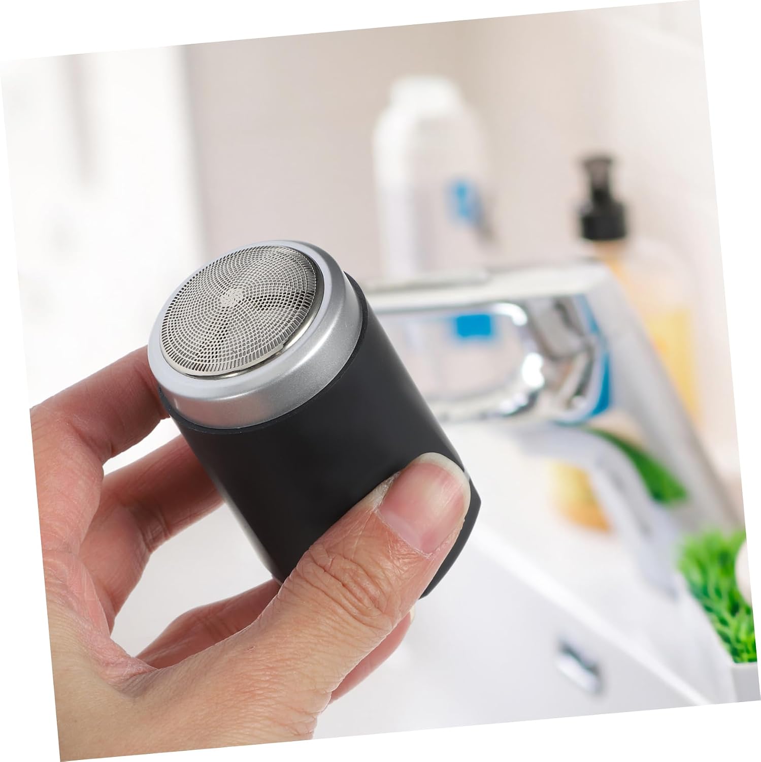 USB Rechargeable Shaver for Men Compact Mini Razor with High Grade Material Easy to Clean and Washable Personal Care Beard Trimmer