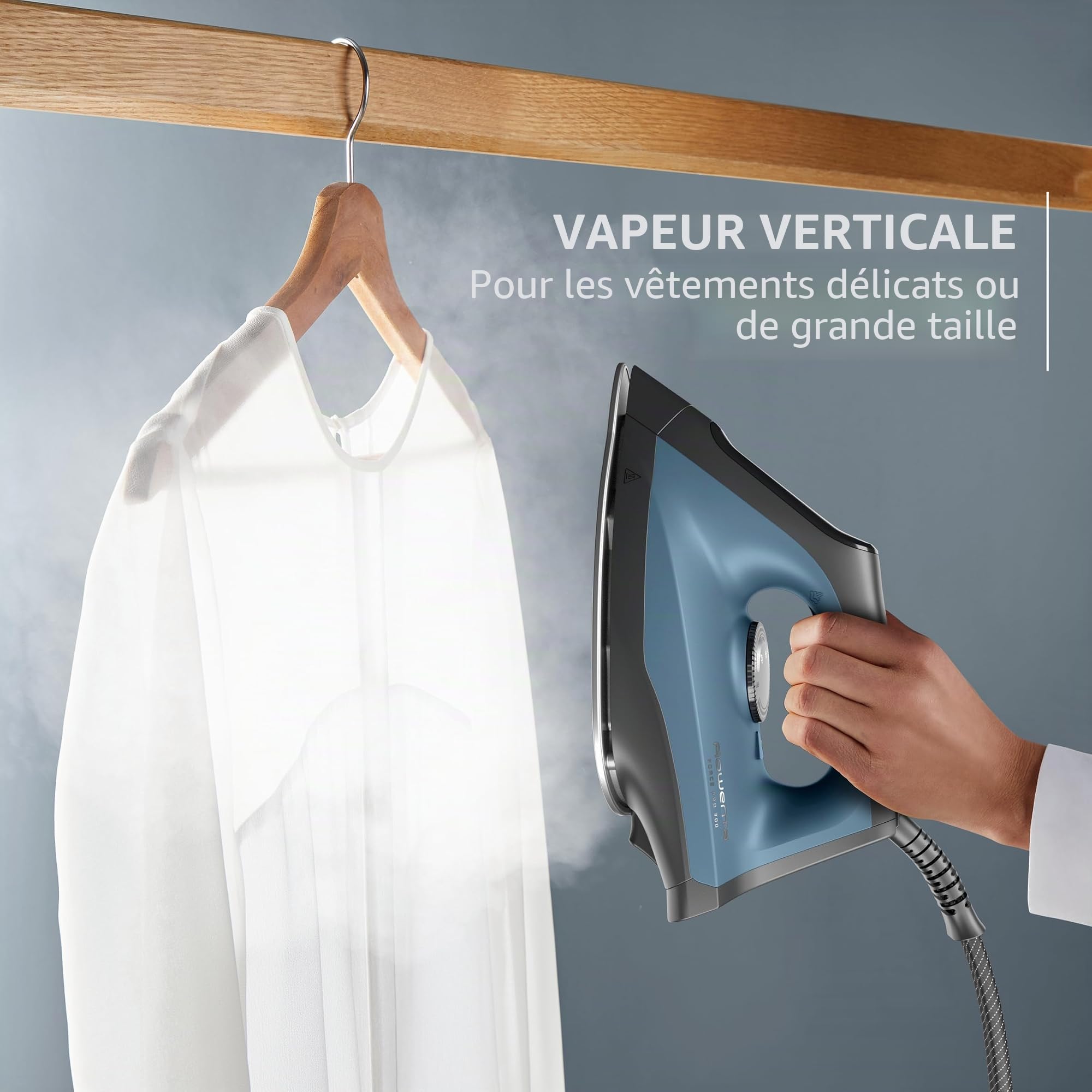 Rowenta Force Pro 300 VR5431F0 Station de repassage, 110 g/min, boost de vapeur 320 g/min, 6,1 bar et temps de préchauffage en 2 min, réservoir de 1,4 l, mode Eco, résultats professionnels