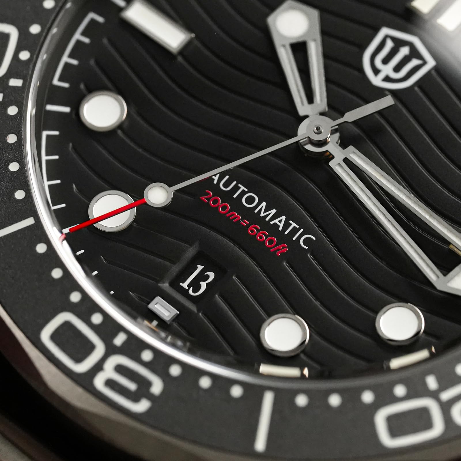 watchdives WD007 39mm Titanium Automatik Taucheruhr für Herren, PT5000 Hochfrequenz Mechanisches Uhrwerk, Grad 2 Titangehäuse, Top Hat Saphirglas, 200M Wasserdicht, BGW9 Leuchtende Militär Taucheruhr