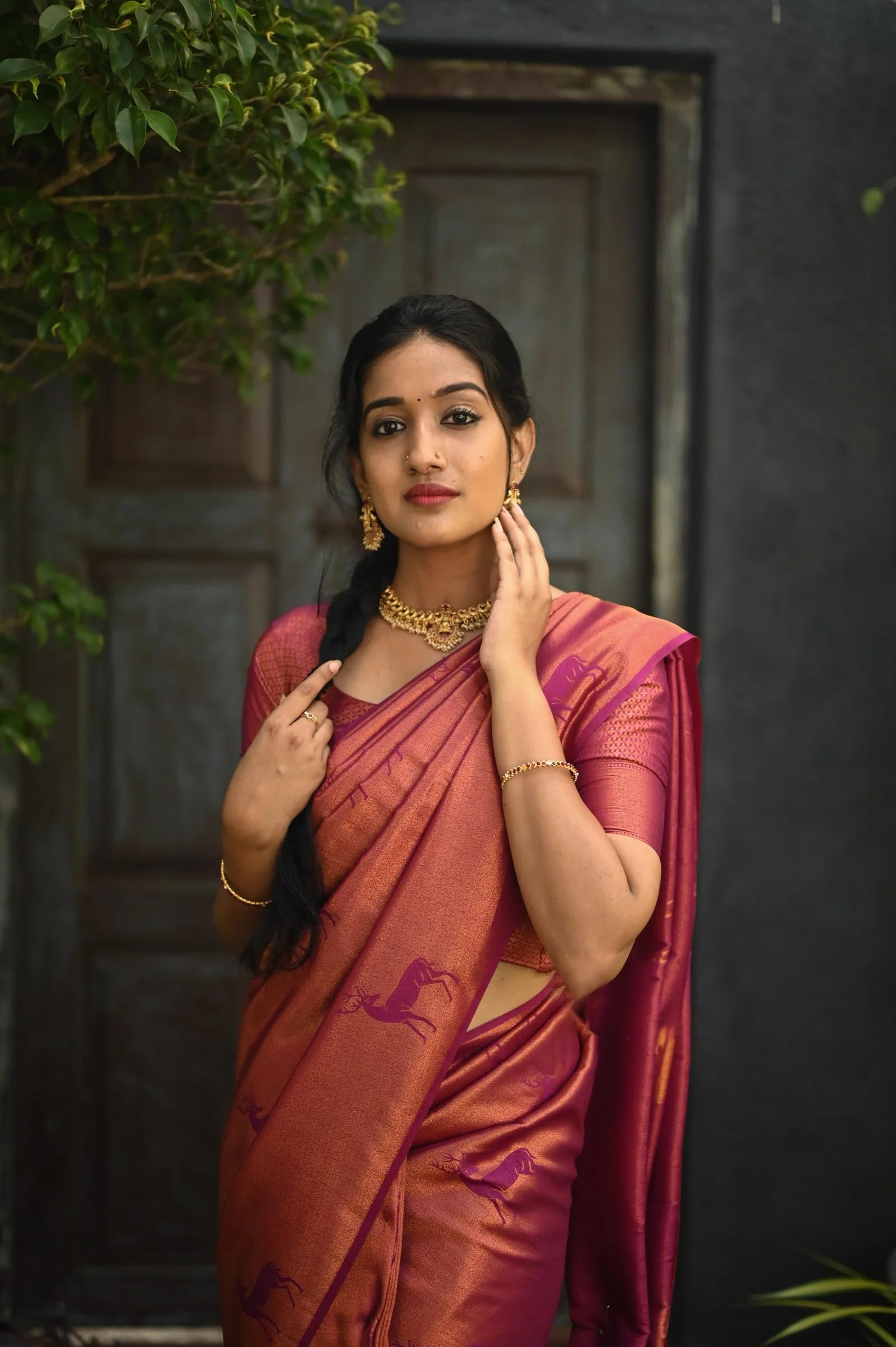 Anjaneya Sarees Designer Silk Banarasi Kanjivaram Solid Saree (Red)