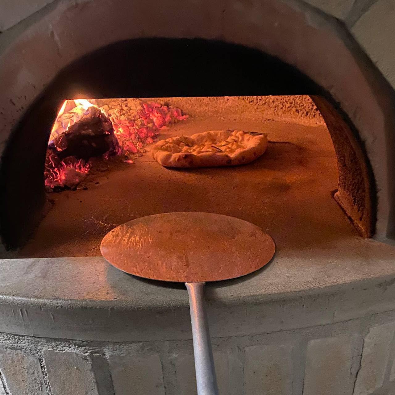Giemme Set 4 Pale per Pizza in Acciaio Inox – Kit Pale da Forno per Pizza con Manico da 85 cm