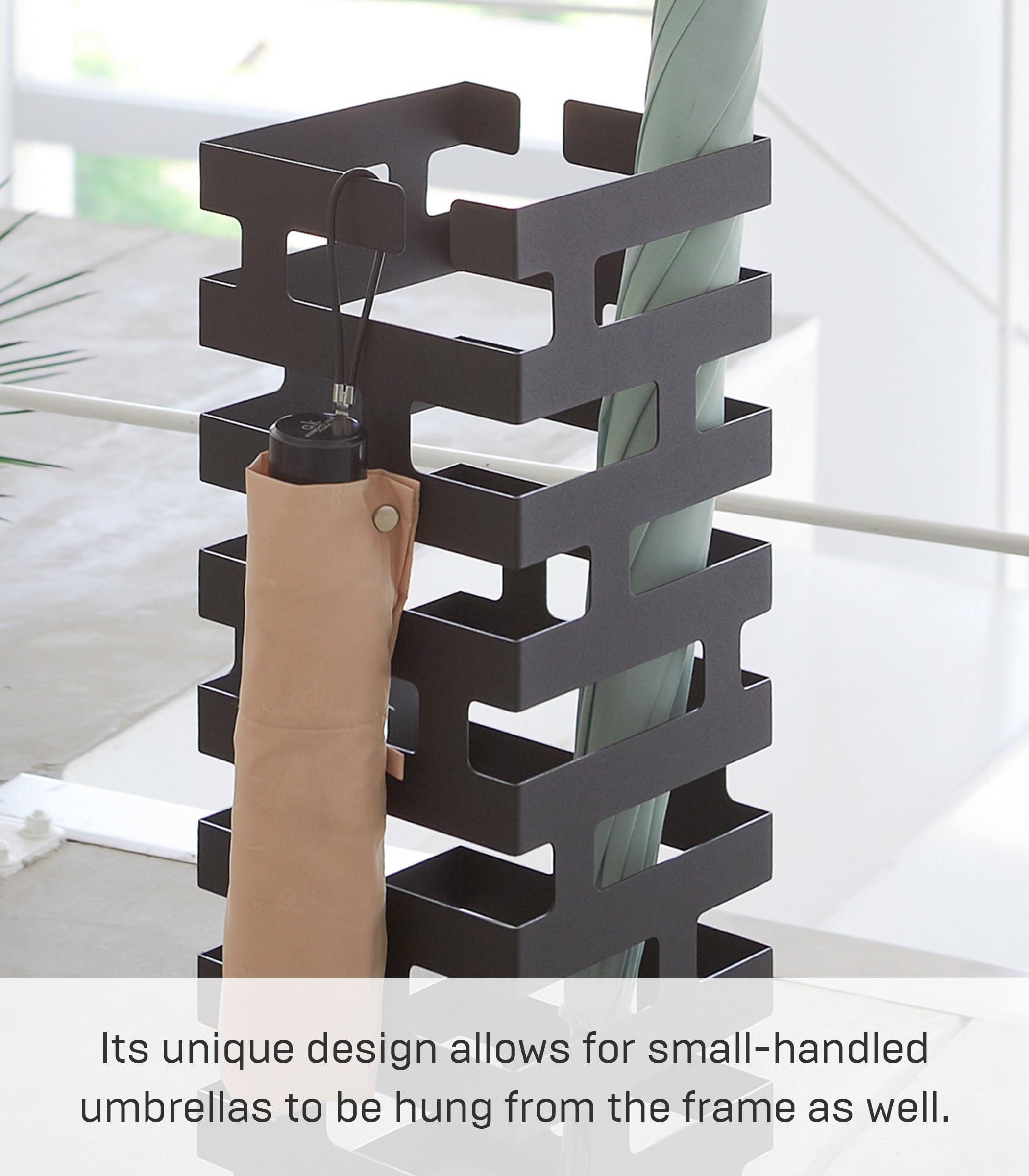 YAMAZAKI 2363 Brick Schirmständer, schwarz, Stahl, minimalistisch, 15 x 15 x 43 cm (L x B x H)