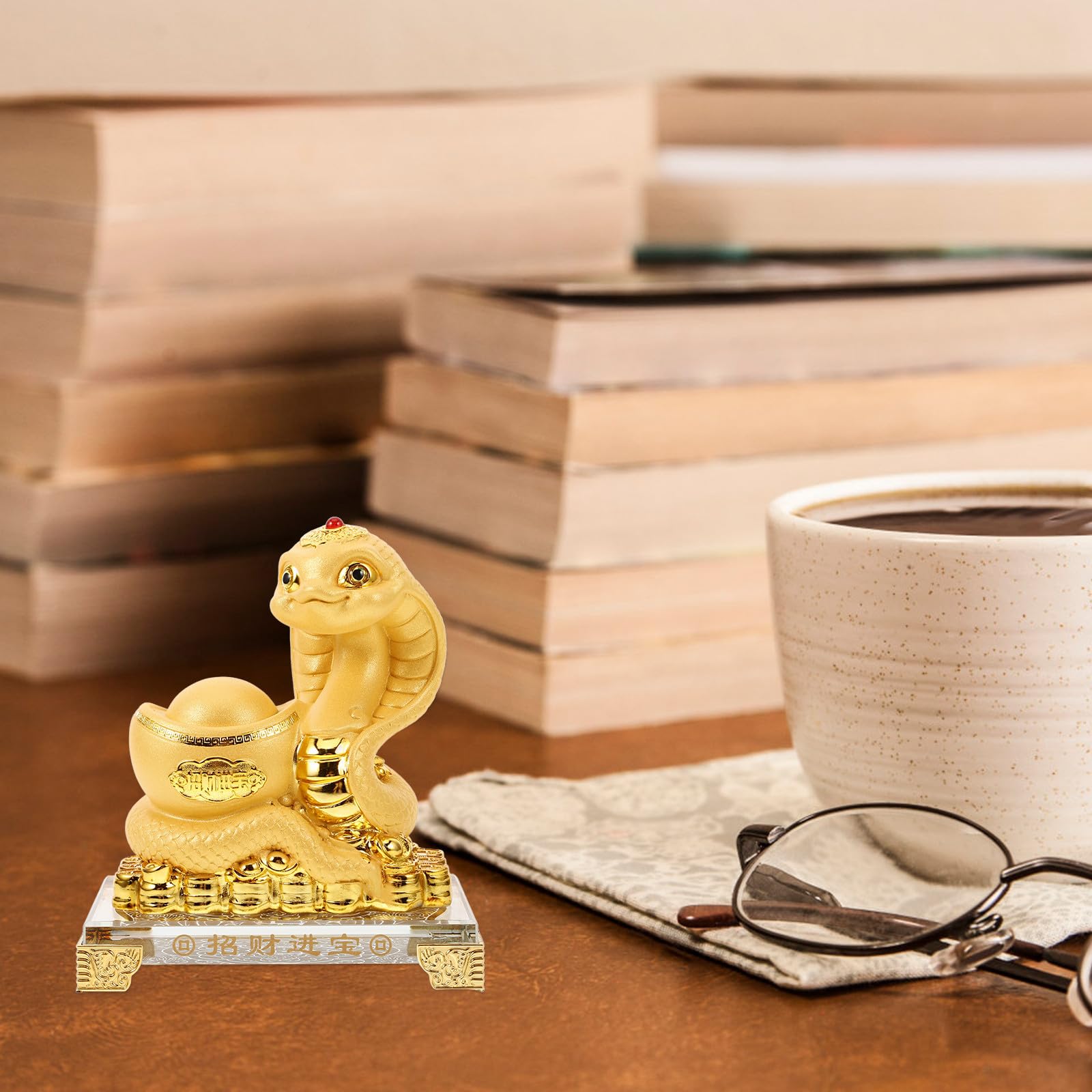 GLEAVI Goldene Harzschlangenstatue Chinesische Tierkreis Sammlerfigur Feng Shui Objekt für Glück und Wohlstand Heimdekoration 2025 Snake Year