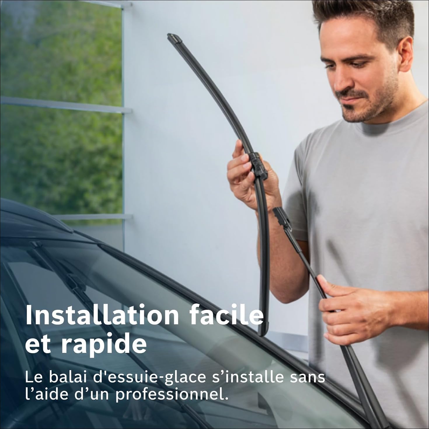 Bosch Aerotwin Aerotwin eAR 653 S - Jeu de 2 Balais d'essuie-glaces de Remplacement Avant - Livrés avec Adaptateur Pré-assemblé - 650 mm / 400 mm - Boîte réduite pour moins de déchets