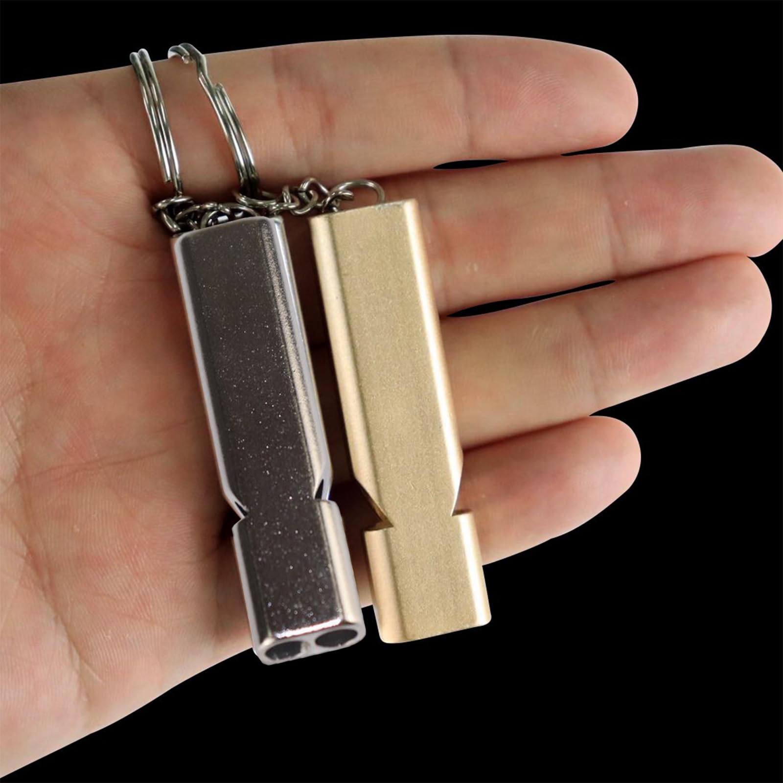 Porte-clés sifflet de survie pour le camping en plusieurs