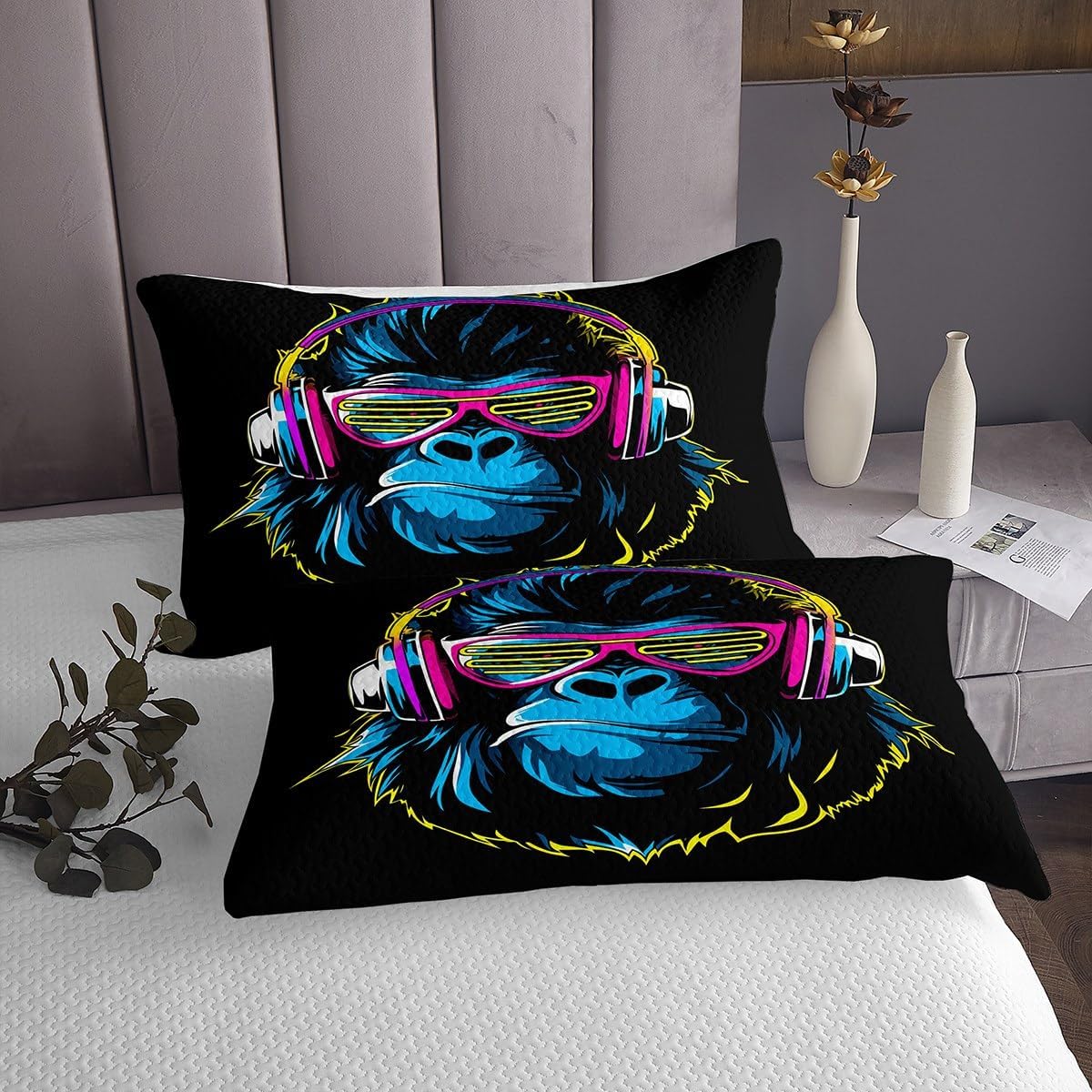 Gorillas Music Bedspread Boys Man,Wild Animals With Headset Sunglasses Quilted Coverlet,Hippie Hip Hop Style Coverlet Set For Kids Youth Child,Breathable Bedding Collection Room Decor,Twin Size