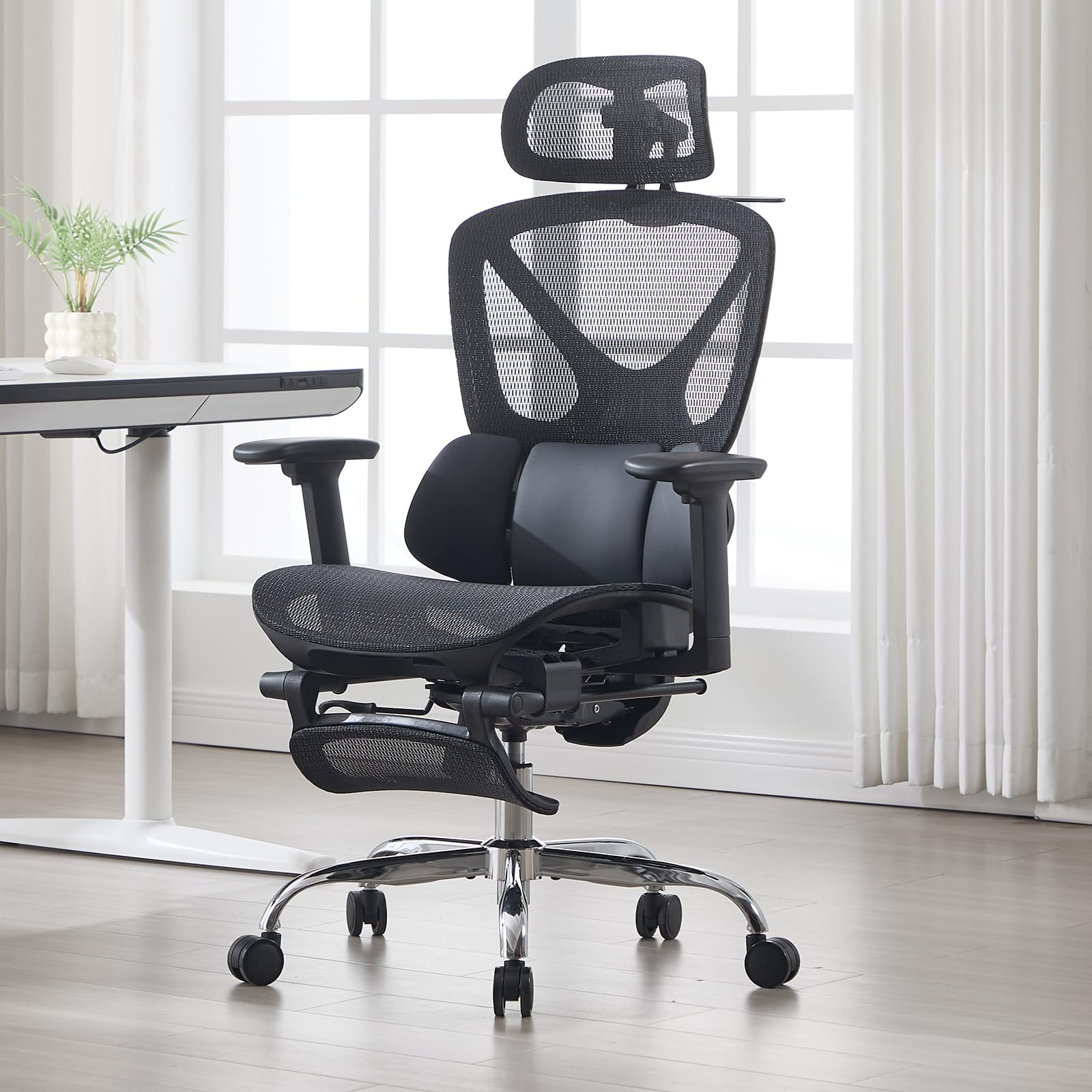 Bürostuhl ergonomisch, Schreibtischstuhl Atmungsaktiv, Schwarz | Drehstuhl Wippfunktion bis 135°, mit 3D verstellbare Armlehne, Fußstütze & Lendenwirbelstütze, Mesh-Stoff, für Home Office