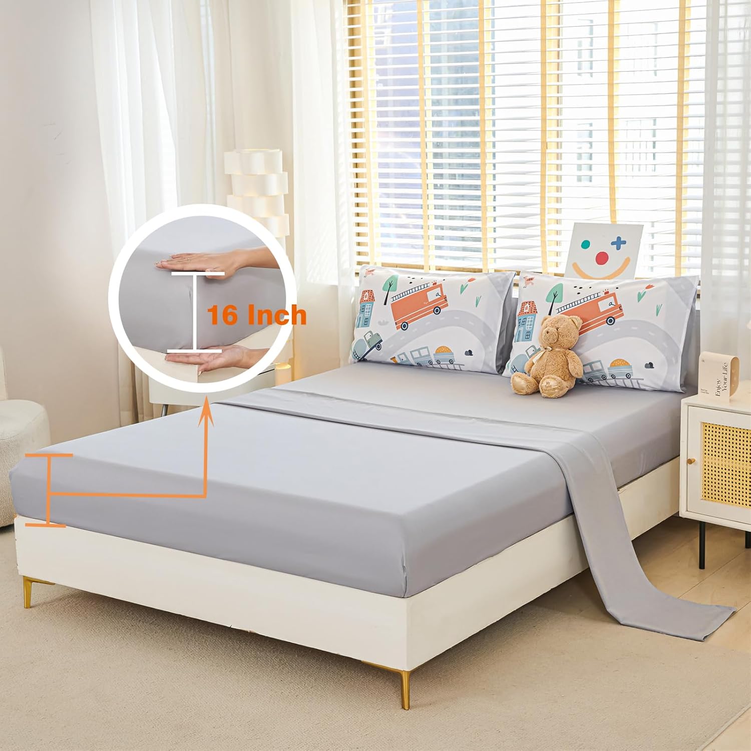 YOU SA 5Pcs Car Comforter Bed Set for Kids Queen Size Cute Bedding Sets with Sheet for Boys Teens Cartoon Vehicles Bed in a Bag, White
