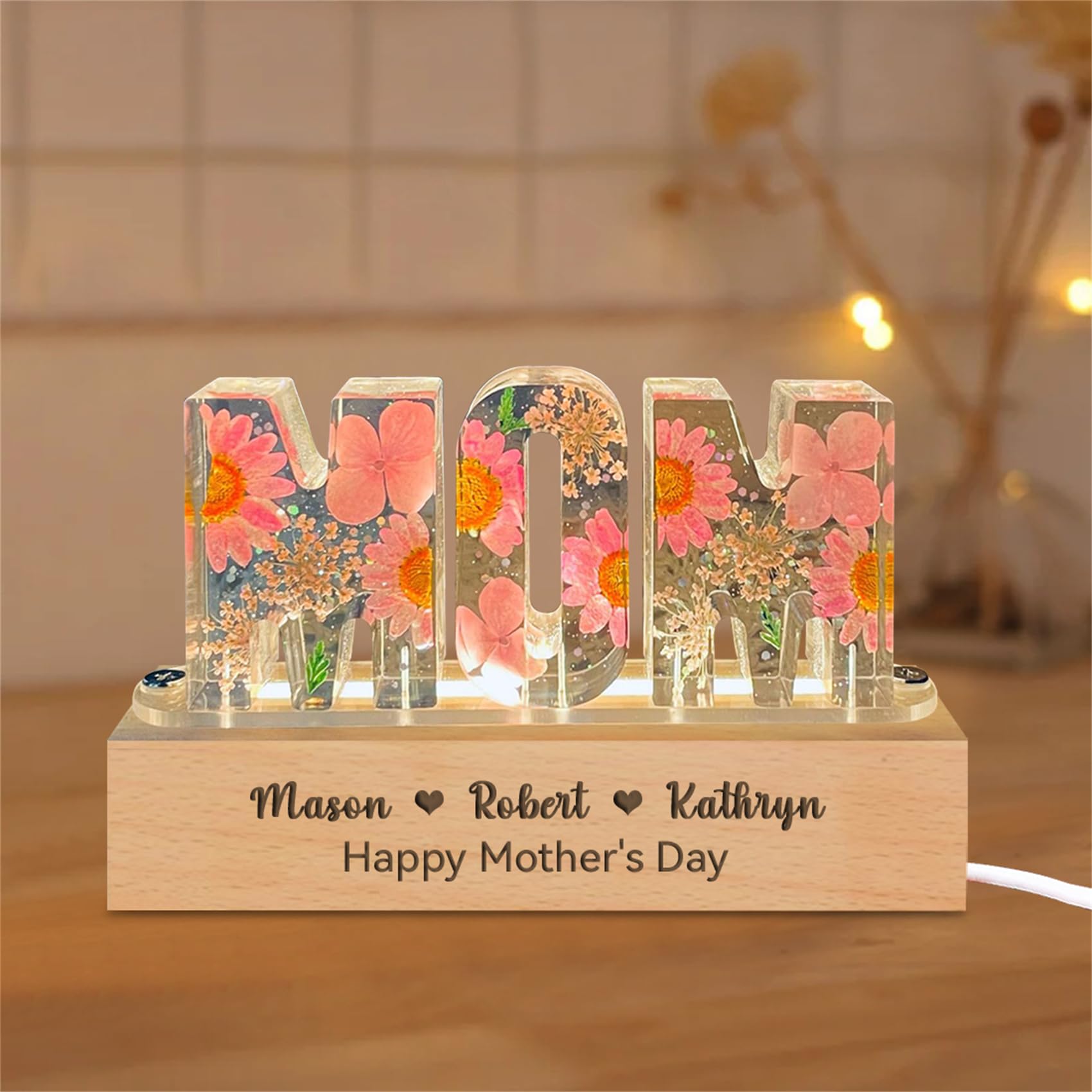 Smallduuck Personalized Mom Dry Flower Lamp with 1-15 Name Custom Mom Resin Dried Flower Lamp Night Light Resin Letter Light Mothers Day Dried Flower