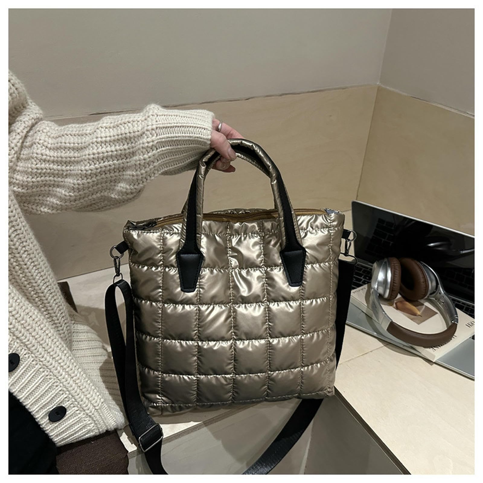 Damen Handtasche Tragbare, Mit Baumwolle Gepolsterte Tasche Großem Fassungsvermögen Für Im Herbst Und Winter, Neue Modische One-Shoulder-Crossbody-einfache Pendler-Einkaufstasche-Gold