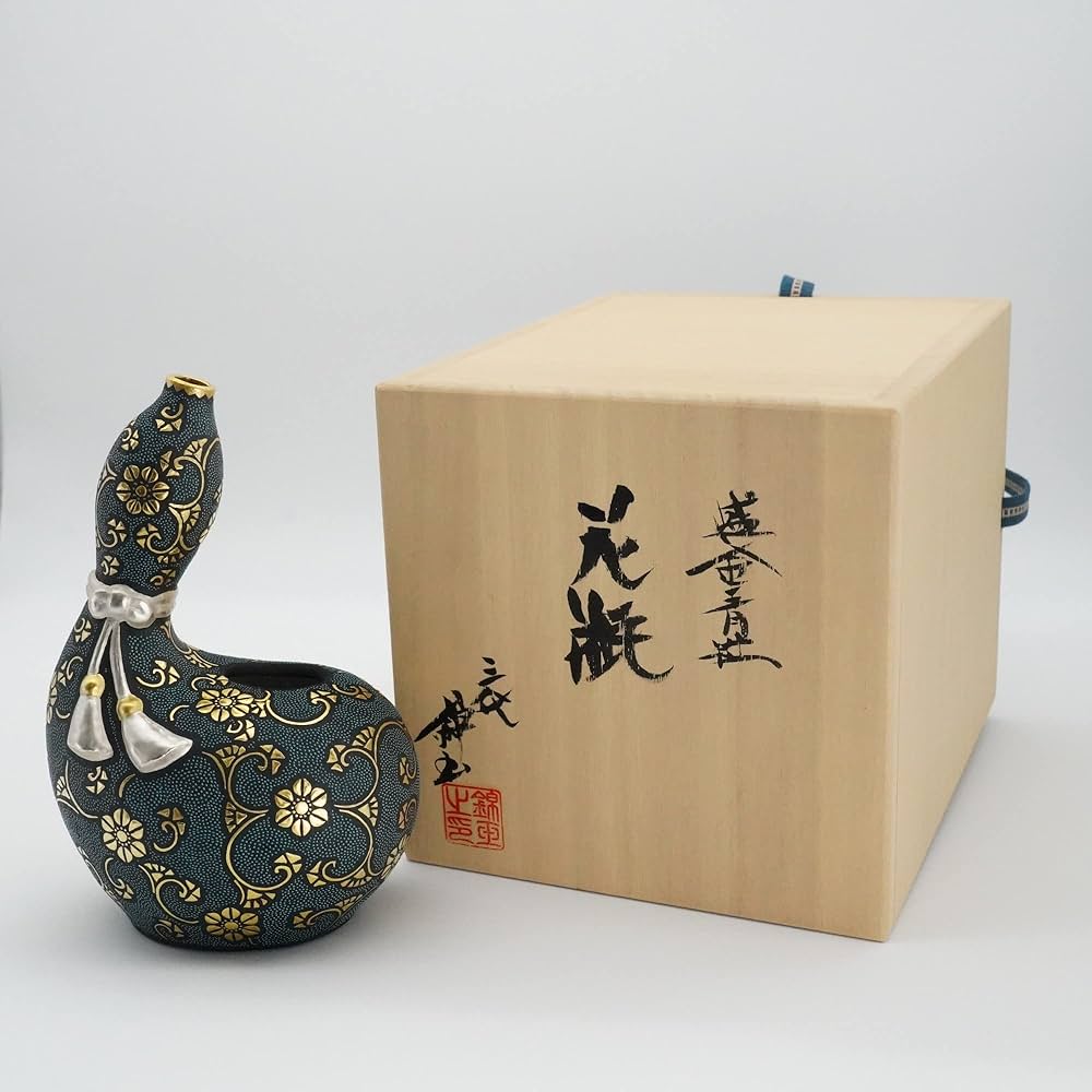 九谷焼 仲田錦玉  花瓶　金花詰 Amazon.co.jp: 仲田錦玉 九谷焼 花瓶 渦打青粒盛金鉄仙唐草 瓢箪