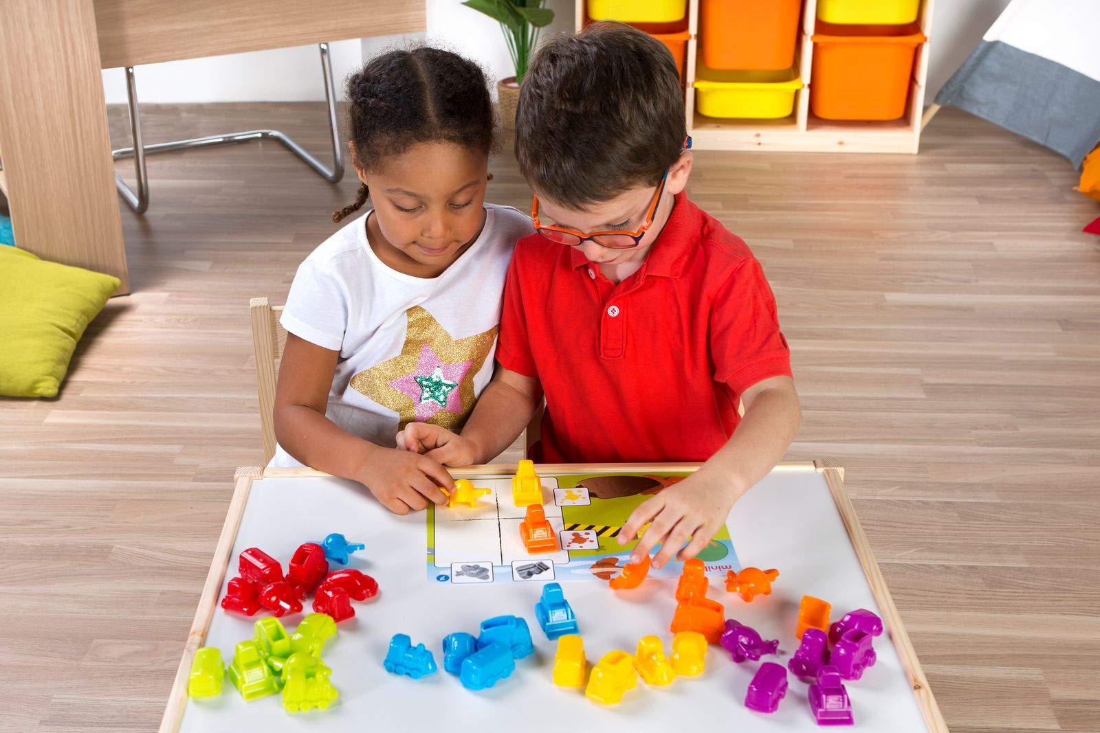 Miniland Sortierteller 4er Set - Grundfarben Mit 5 Fächern Für Kinder