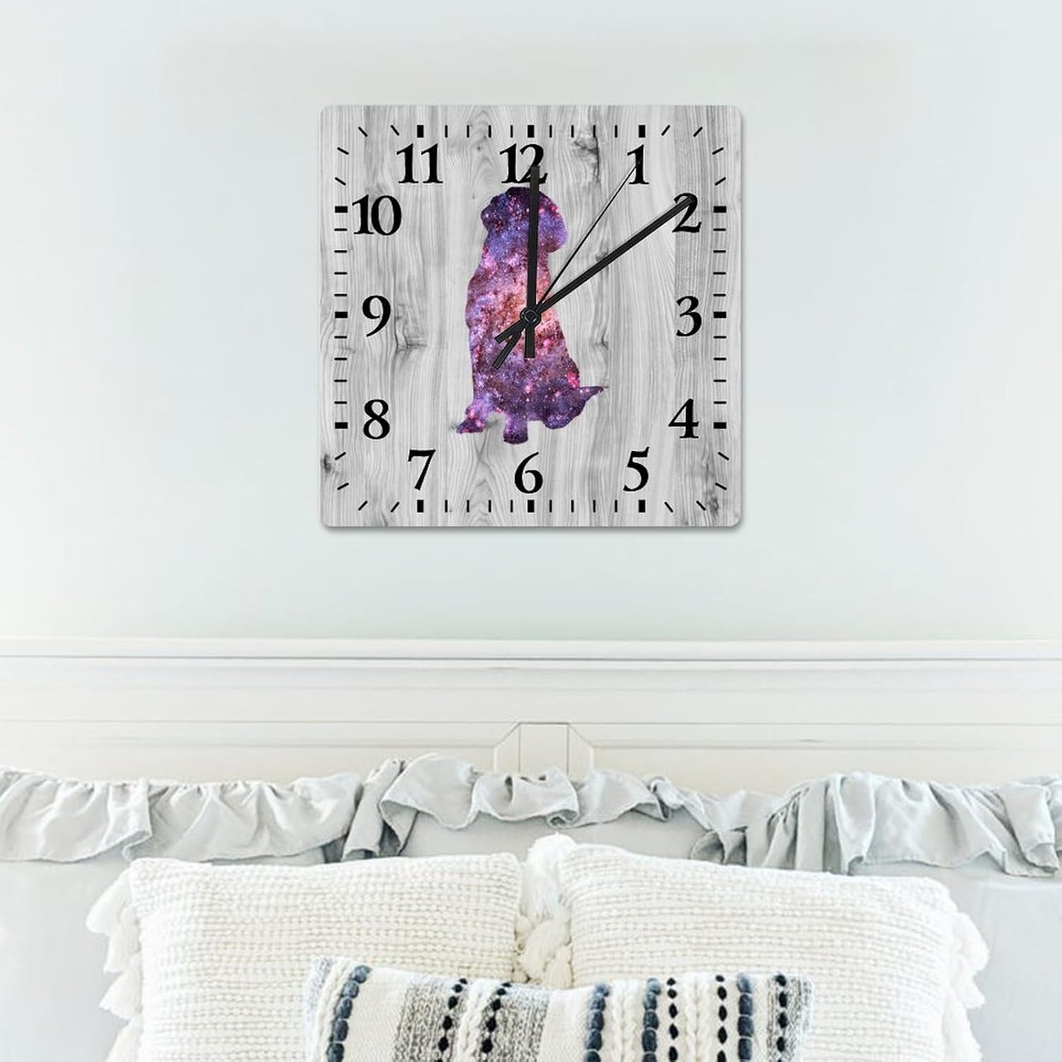Labrador Retriever Wall Clock Dog Lover Wooden Wall Clocks Battery Operated 15 Inch Non-Ticking Retro Cabin Wall Decor for Kitchen Bedroom Living Room Office