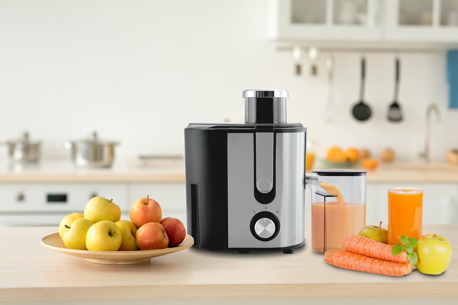 Courant Juicer Machine Big Mouth Large 2” Feed Chute for Whole Fruits & Vegetables, Easy to assemble Easy to Clean, Centrifugal Juicer Extractor, BPA Free, Powerful 400W Motor, Stainless Steel