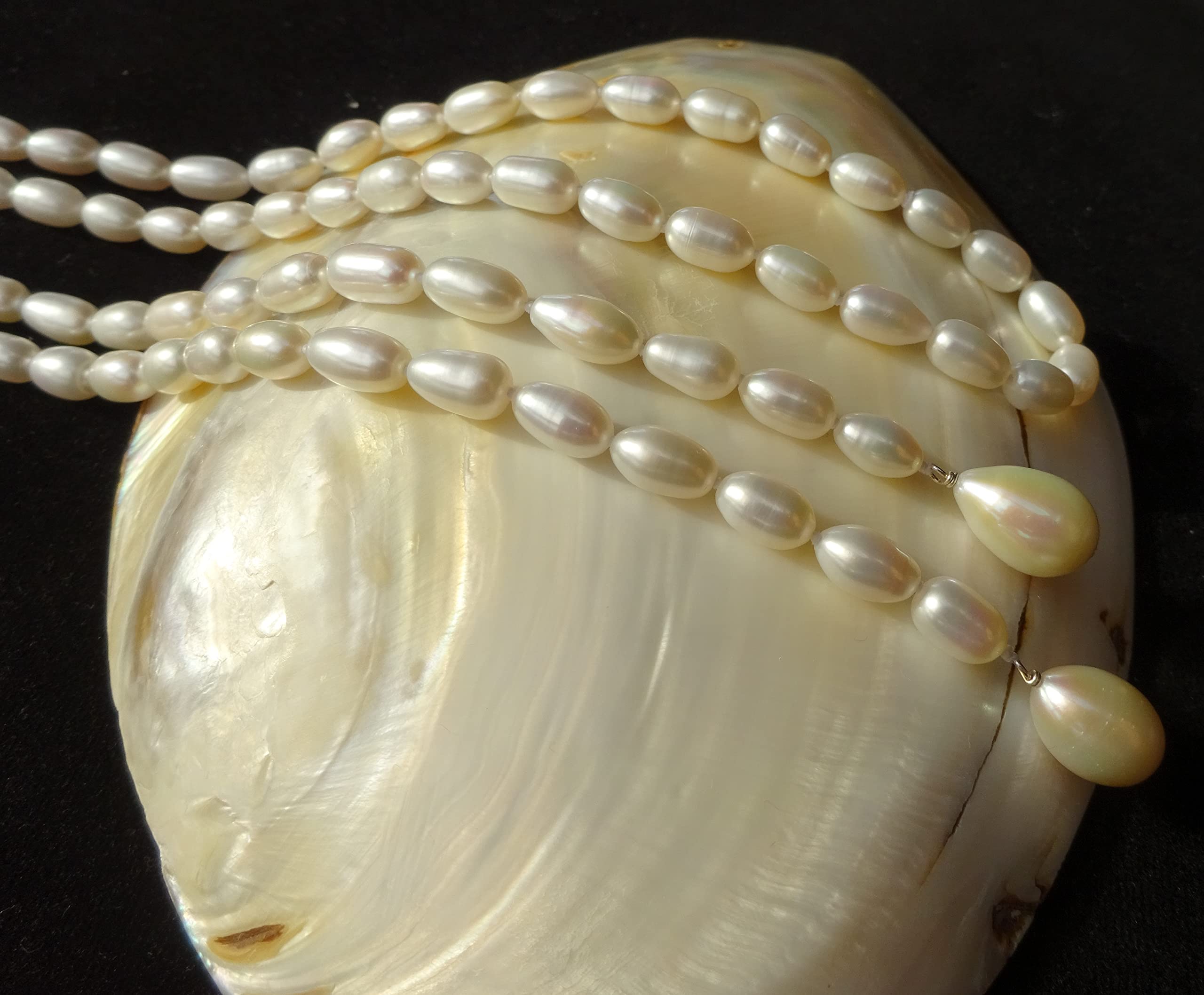 Sautoir perles de culture, collier écharpe Longueur 129Cm, perle d'eau douce de culture, perle forme allongée, couleur blanche