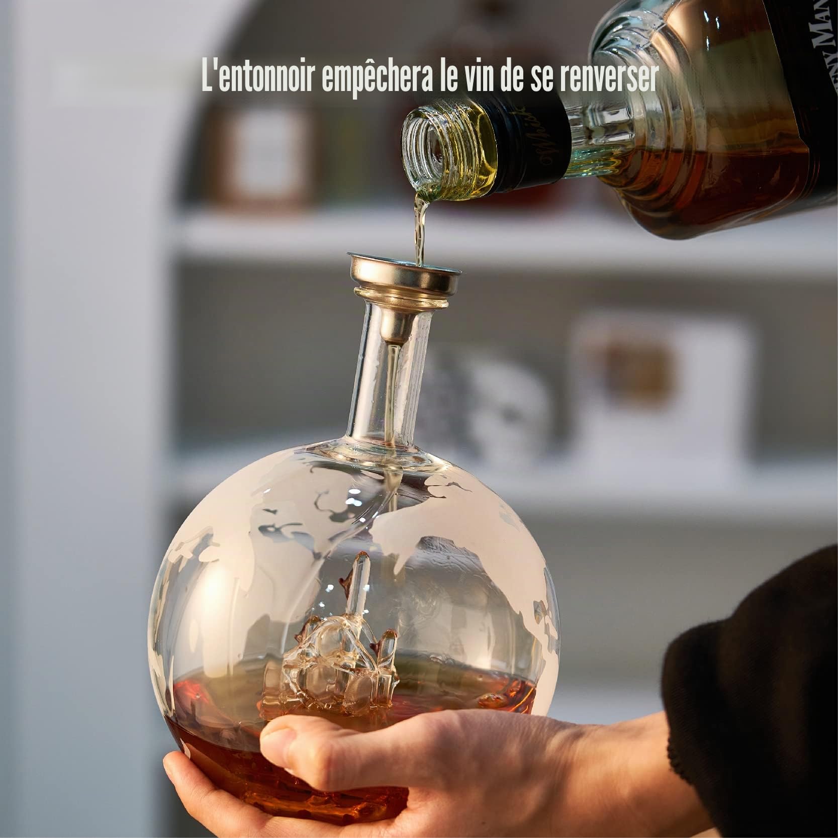 Carafe à Whisky Globe Set 850ml,avec 2 Verres Globe Gravés, Entonnoir en Acier Inoxydable et 8 Pierres à Whisky en Acier Inoxydable,Cadeau Anniversaire Fête des Pères pour Homme (A-850ML)