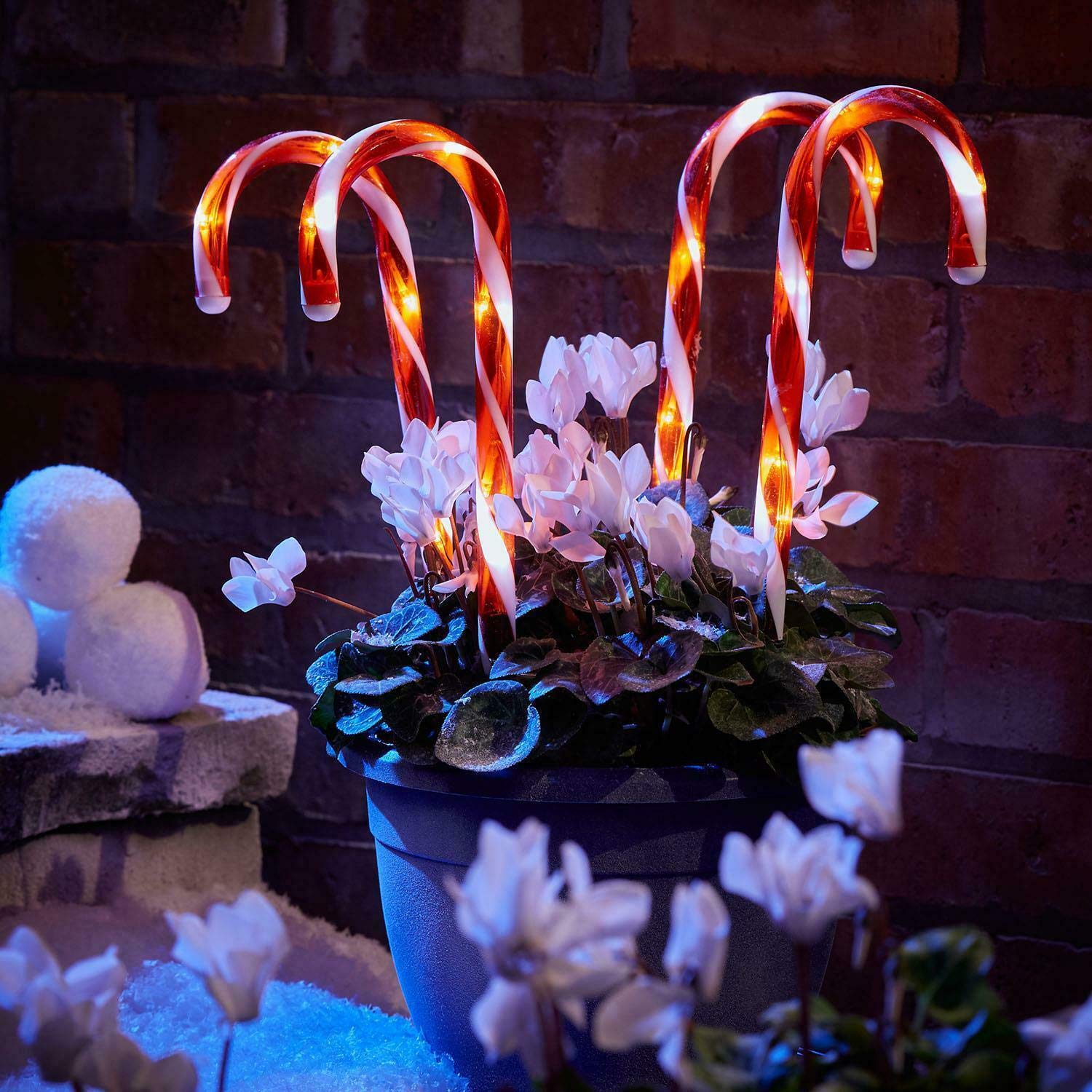 Thrink PACK of 4 Candy Cane LED Pathway Markers Garden Stake Lights | Battery Powered | Easy Installation Ideal For Indoor Outdoor Decoration | Each Cane: 25cm x 11.5cm x 2cm + 15cm stake