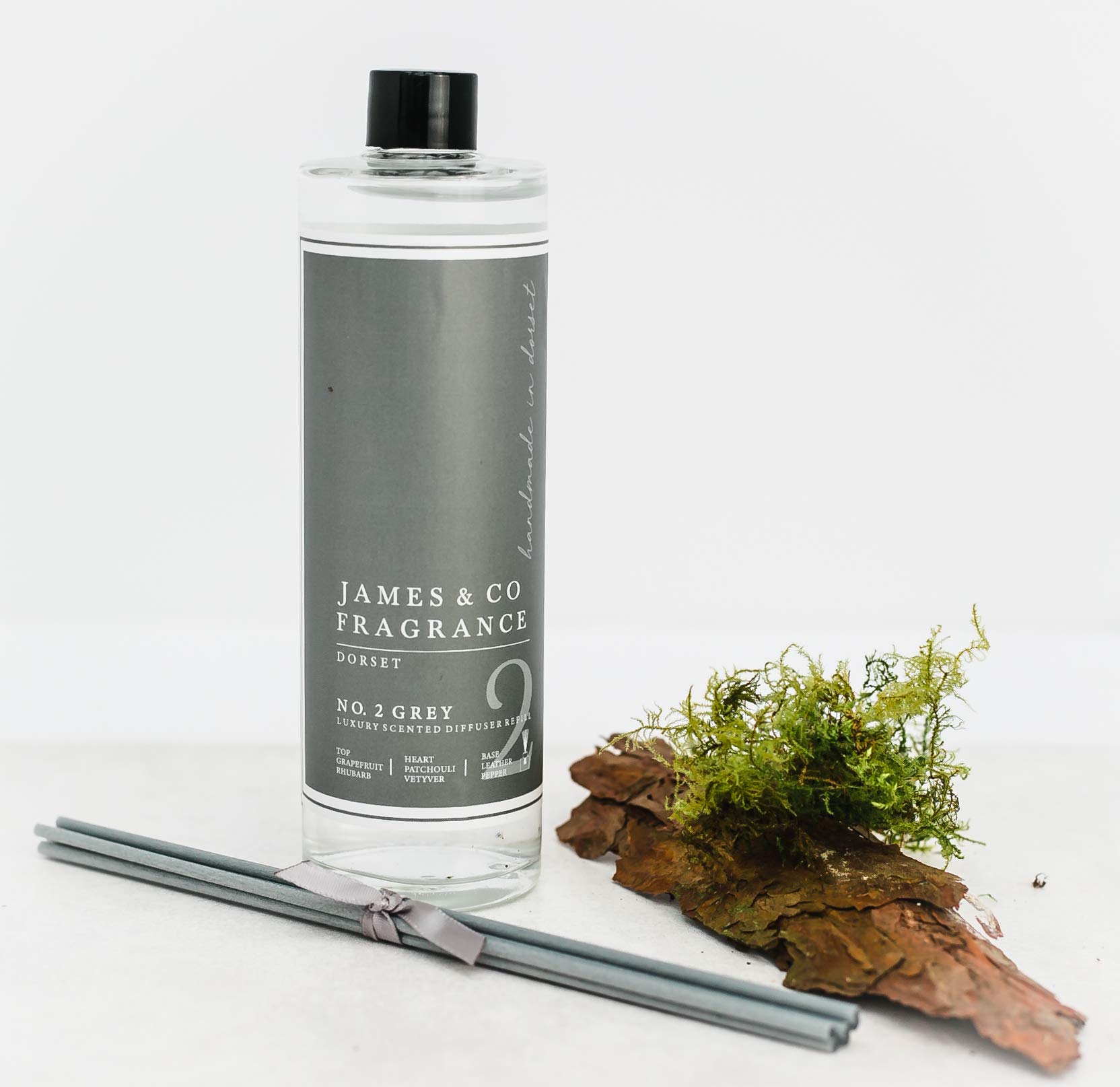 James & Co FragranceNo.2 Grey (Patchouli, Leather Wood) 200ml Reed Diffuser Refill Bottle with 6 Fibre Reeds