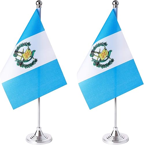 ZXvZYT Paquete de 2 banderas guatemaltecas pequeñas de escritorio guatemala con base de soporte, decoración de celebración de eventos