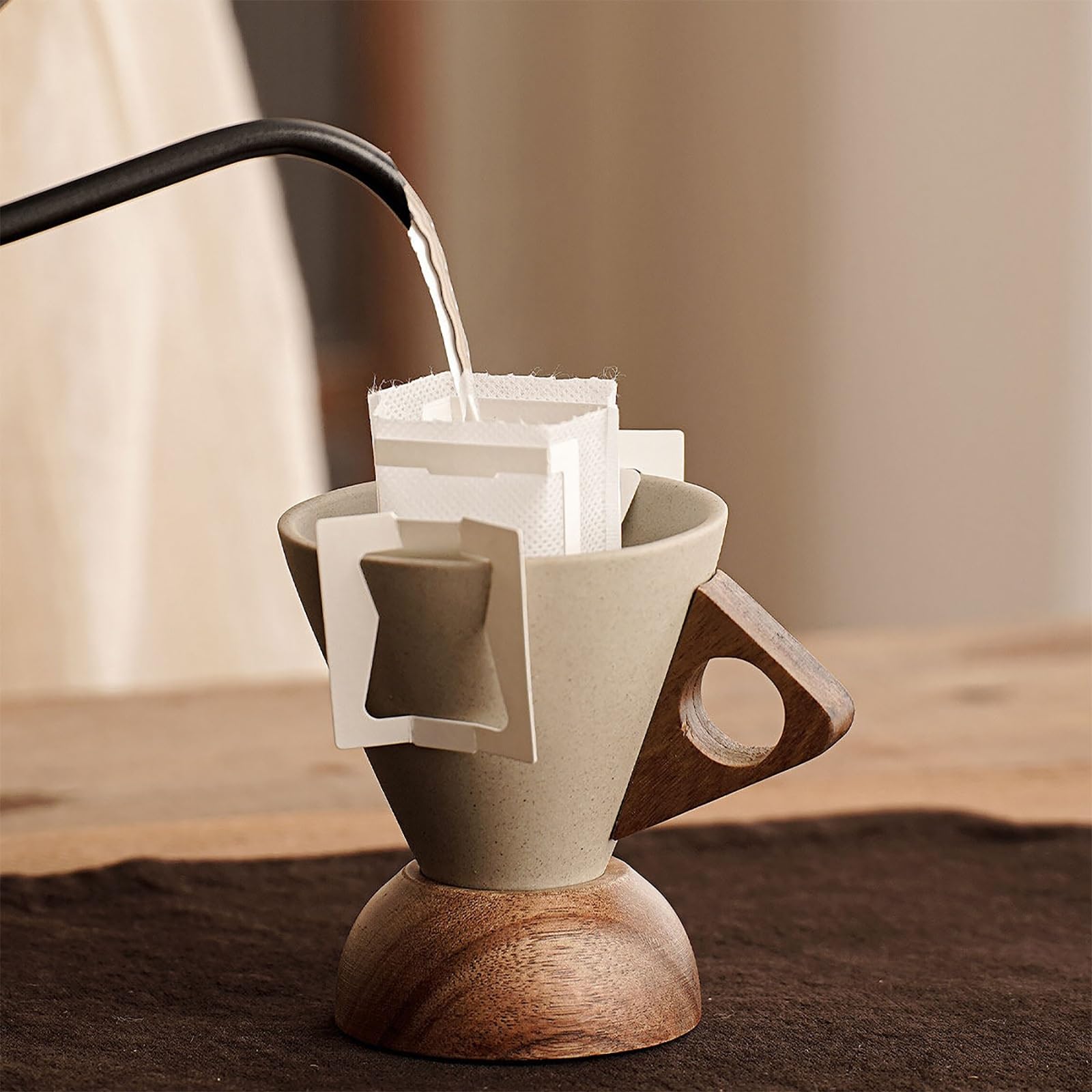 Kreatives Konisches Kaffeebecher-Set, Retro-Keramikbecher, Design mit Holzgriff, Stabil und Rutschfest, Geeignet für Zuhause, Büro und Restaurant(Natural1,Medium)