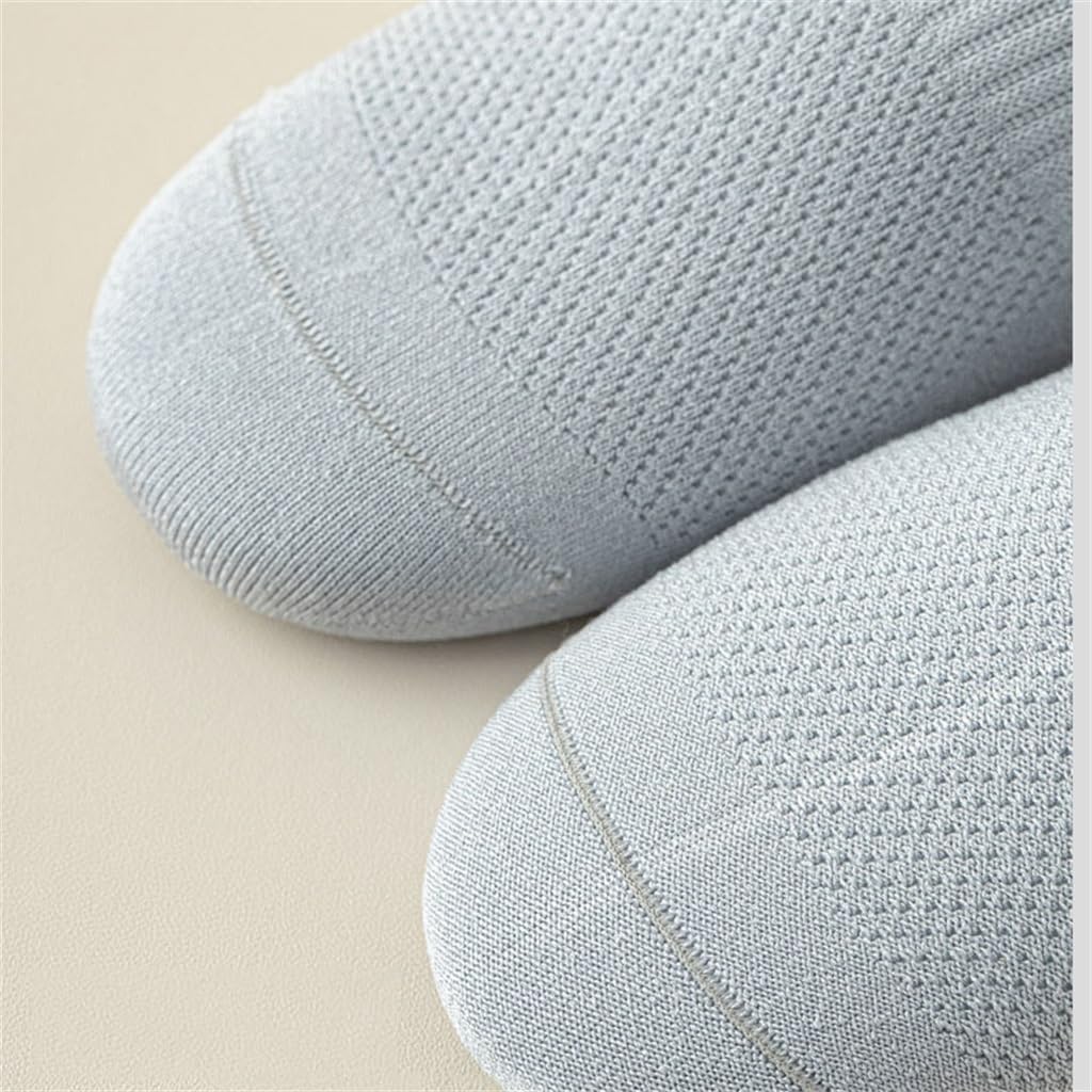 Boneless Seams Wear Socks with a Naturally Cool Feel