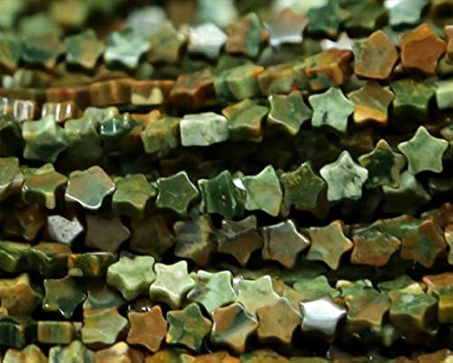 Jaspe rhyolite vert et jaune naturel en étoile pour des bijoux uniques