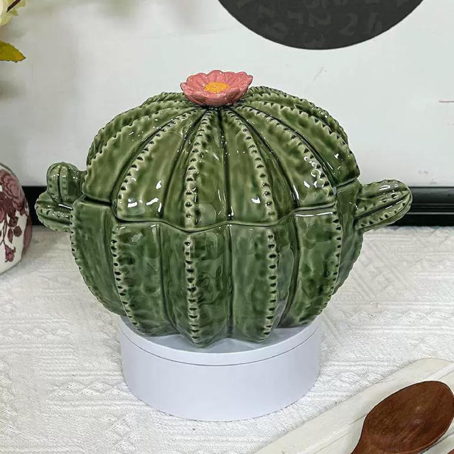 Ceramic Cactus Shaped Soup Bowl, Cactus-shaped Soup Bowl with Lid and Two Handles, 3D Cactus Shaped Tableware, Perfect for Rice, Soup, Salad, and Snacks